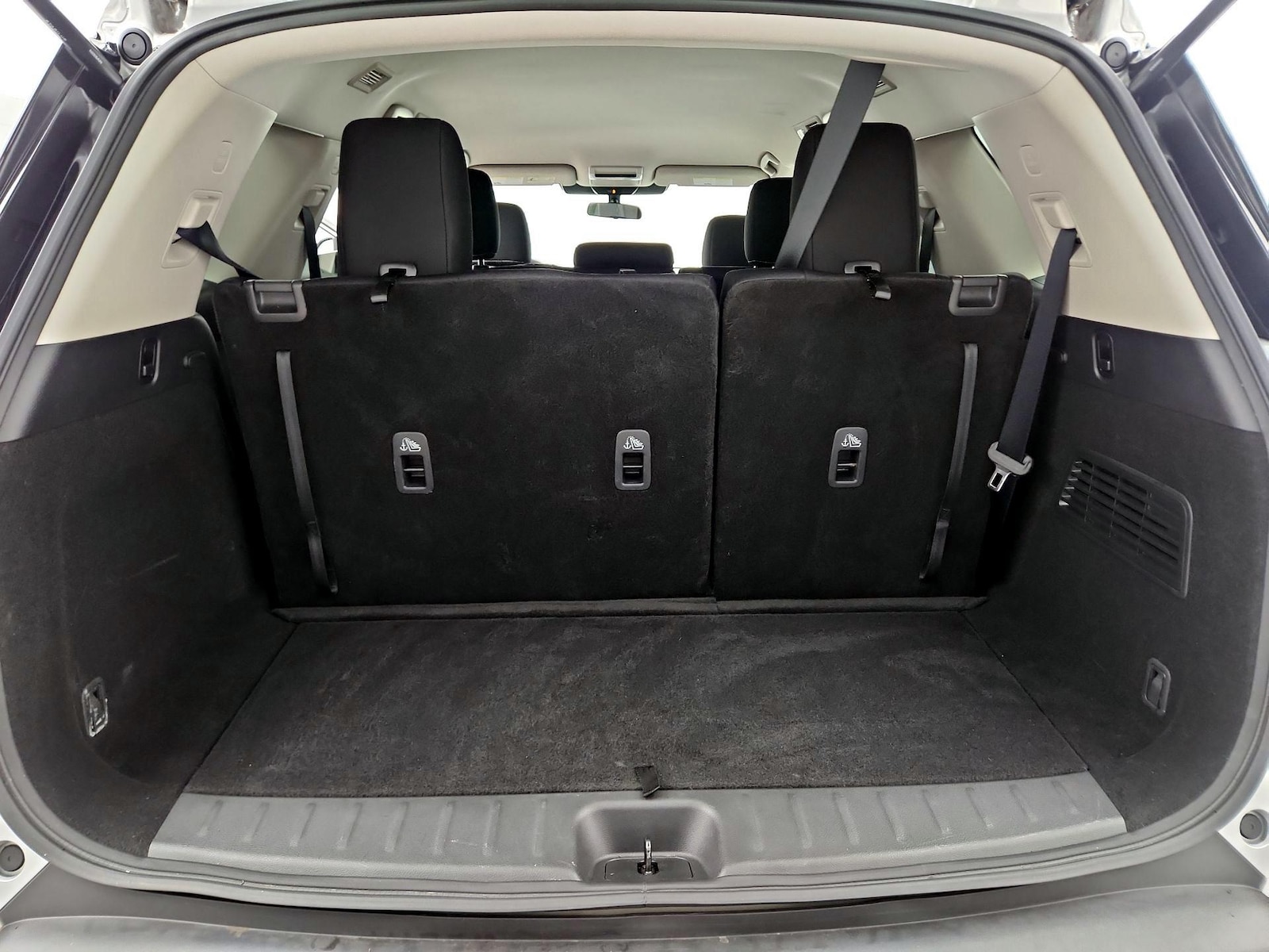 2024 Nissan Pathfinder S - Photo 21