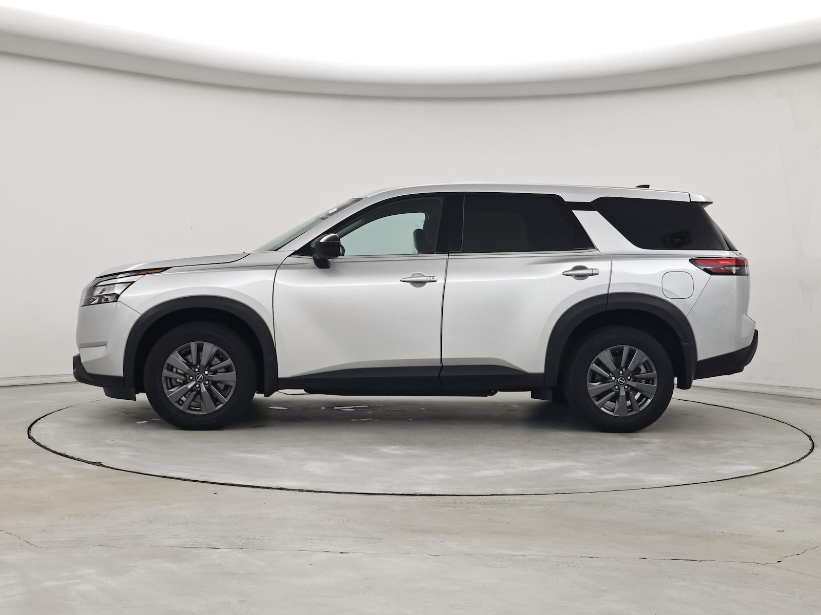 2024 Nissan Pathfinder S - Photo 4