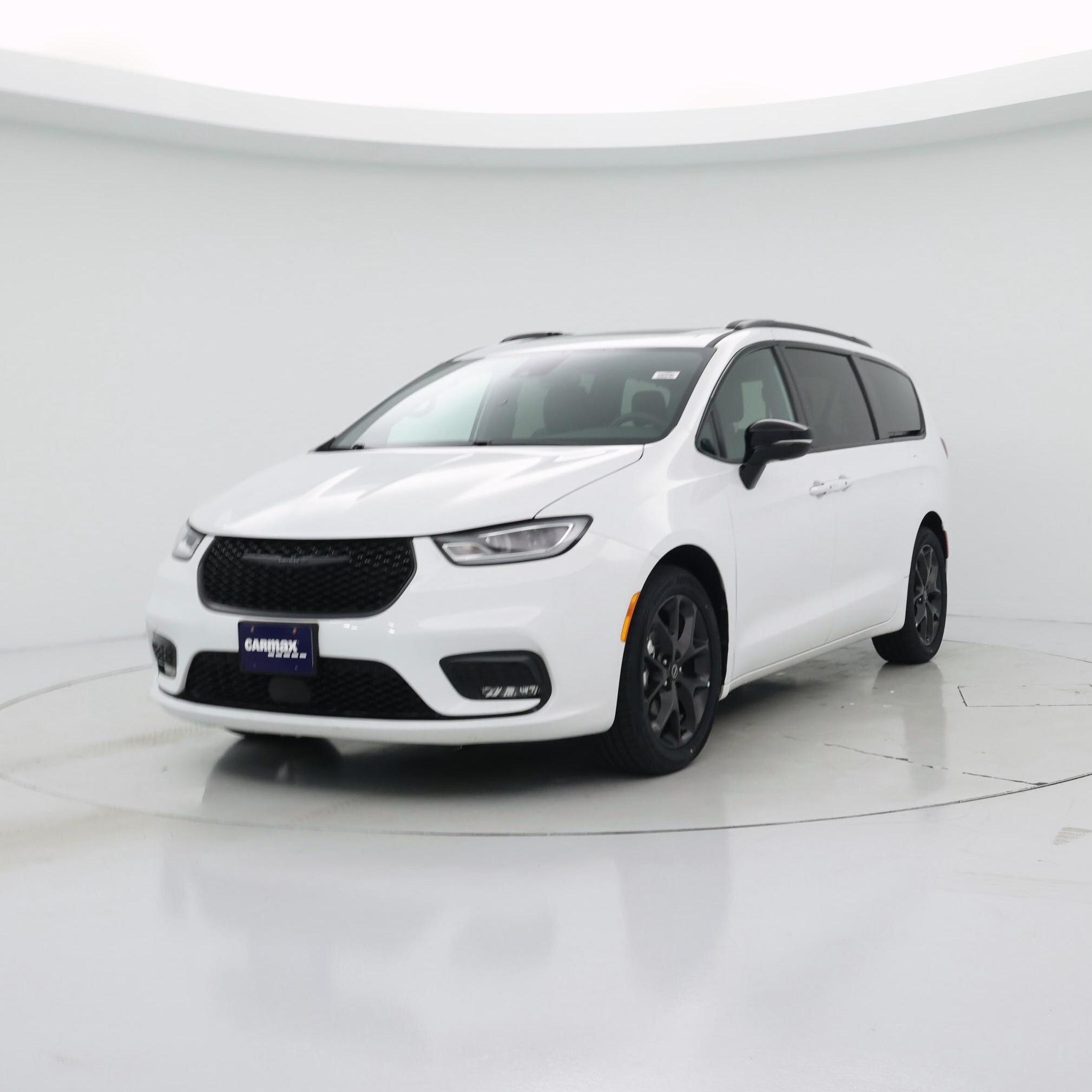 Thumbnail: 2025 Chrysler Pacifica - 4