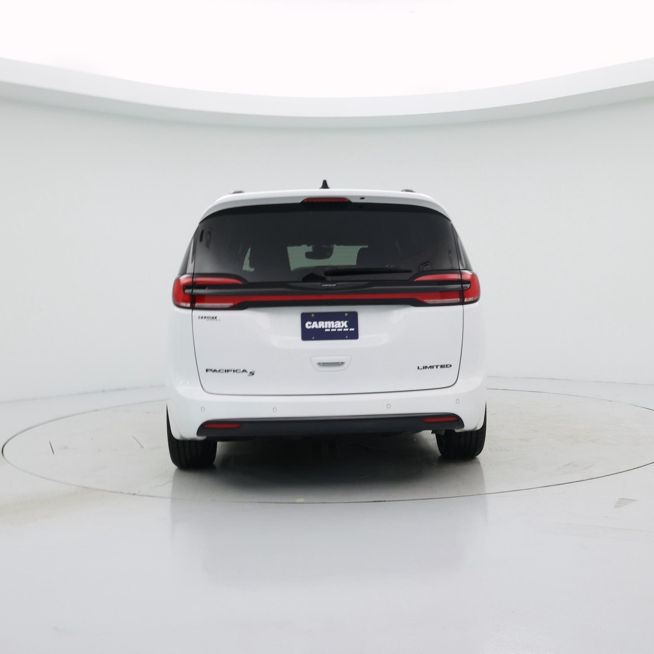 Thumbnail: 2025 Chrysler Pacifica - 6