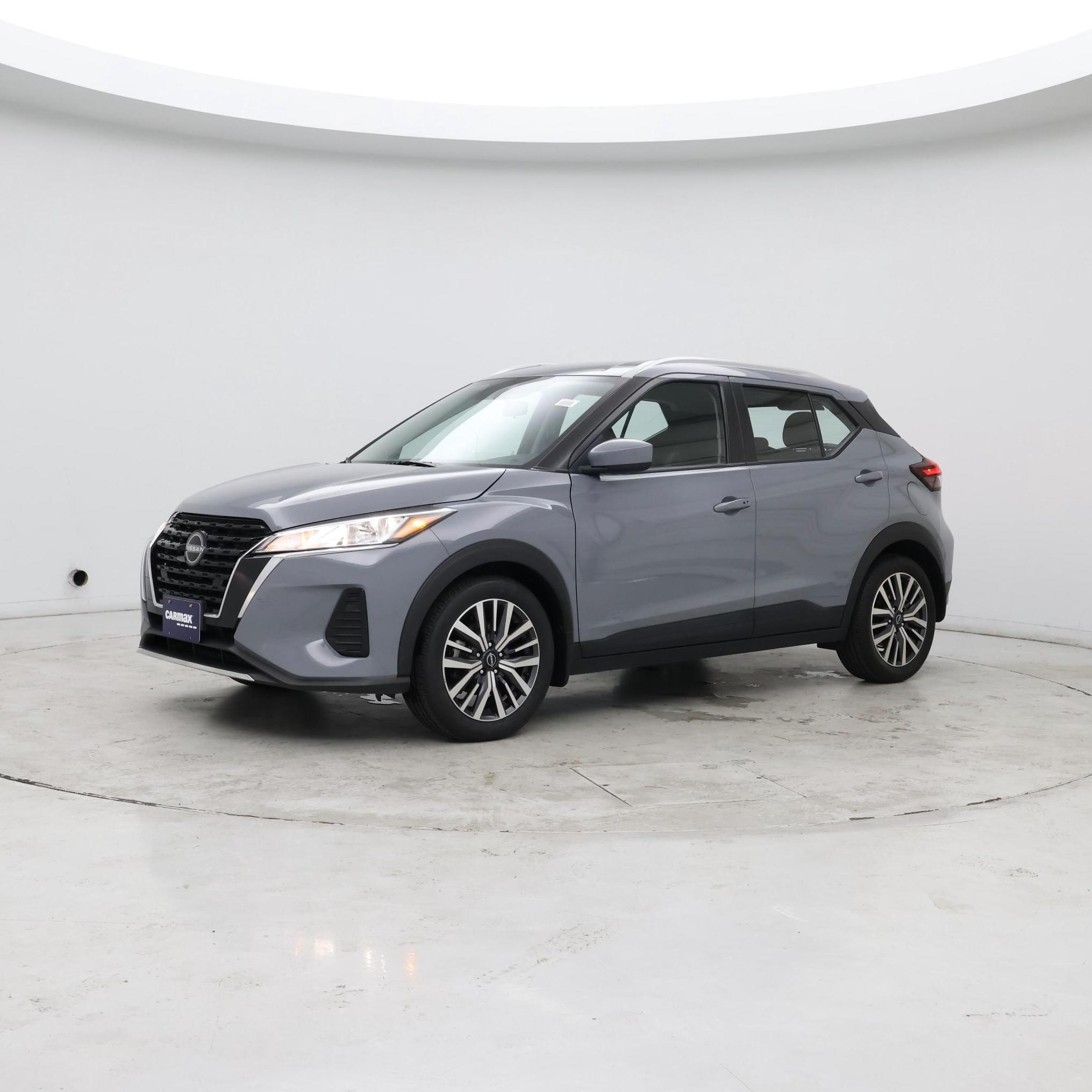 Thumbnail: 2023 Nissan Kicks - 3
