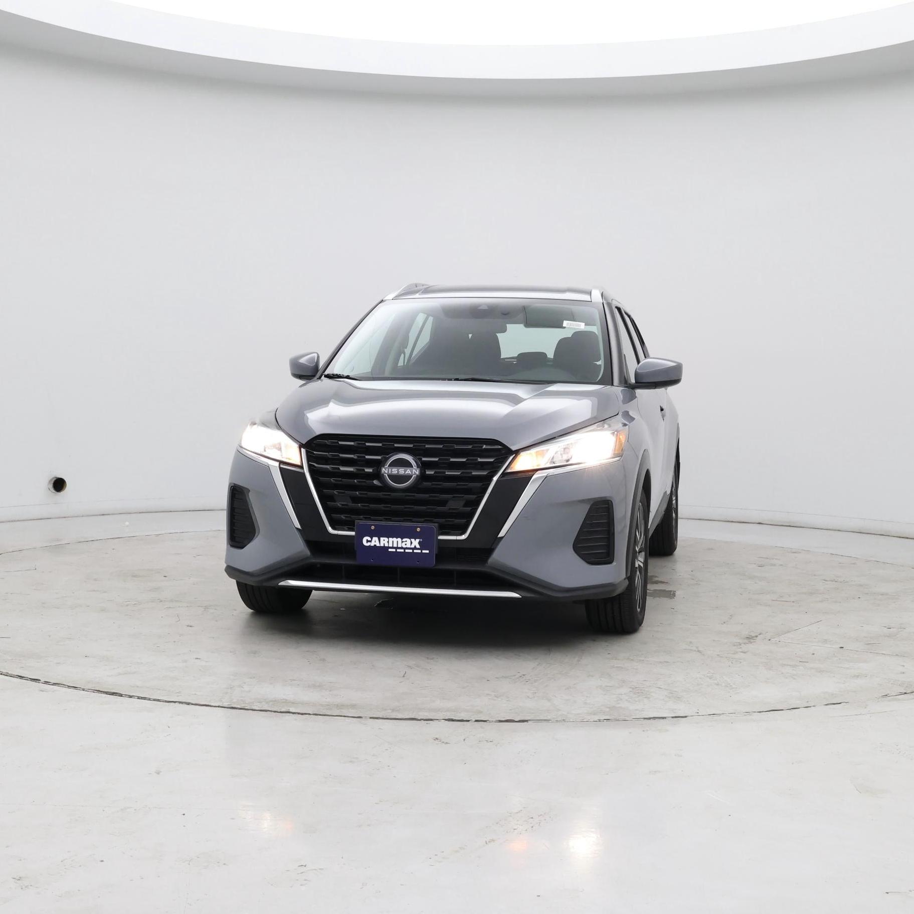 Thumbnail: 2023 Nissan Kicks - 4
