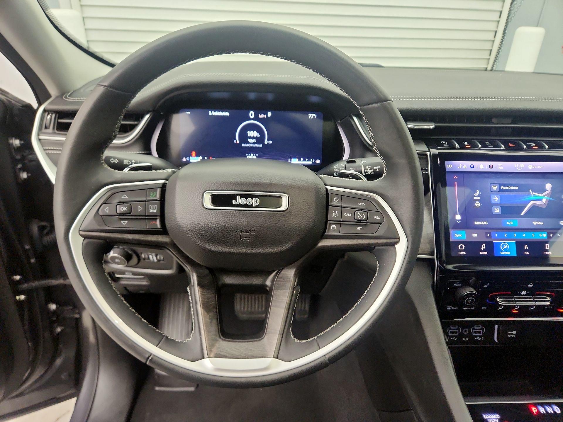 Thumbnail: 2023 Jeep Grand Cherokee - 10