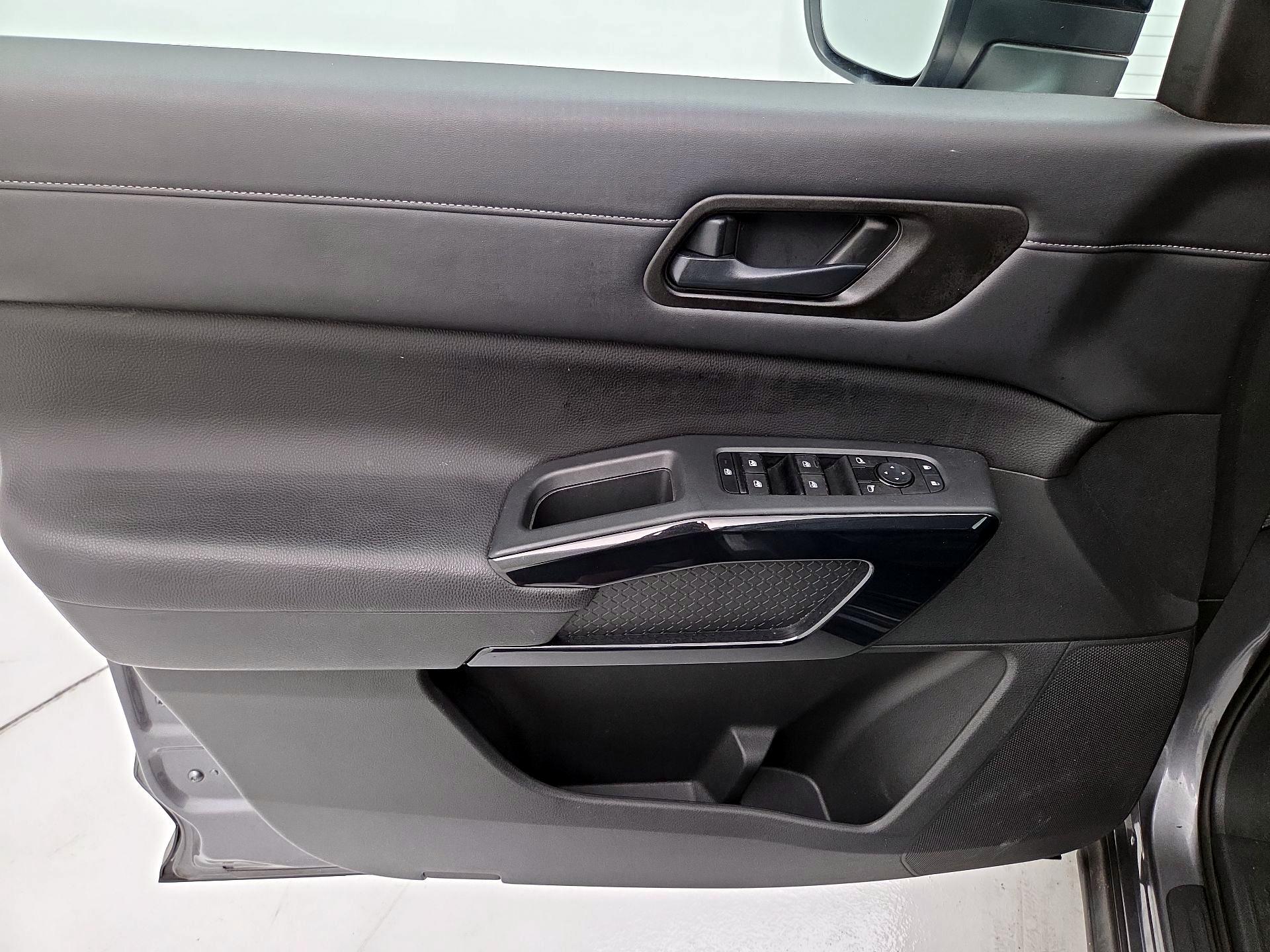 Thumbnail: 2024 Nissan Pathfinder - 12