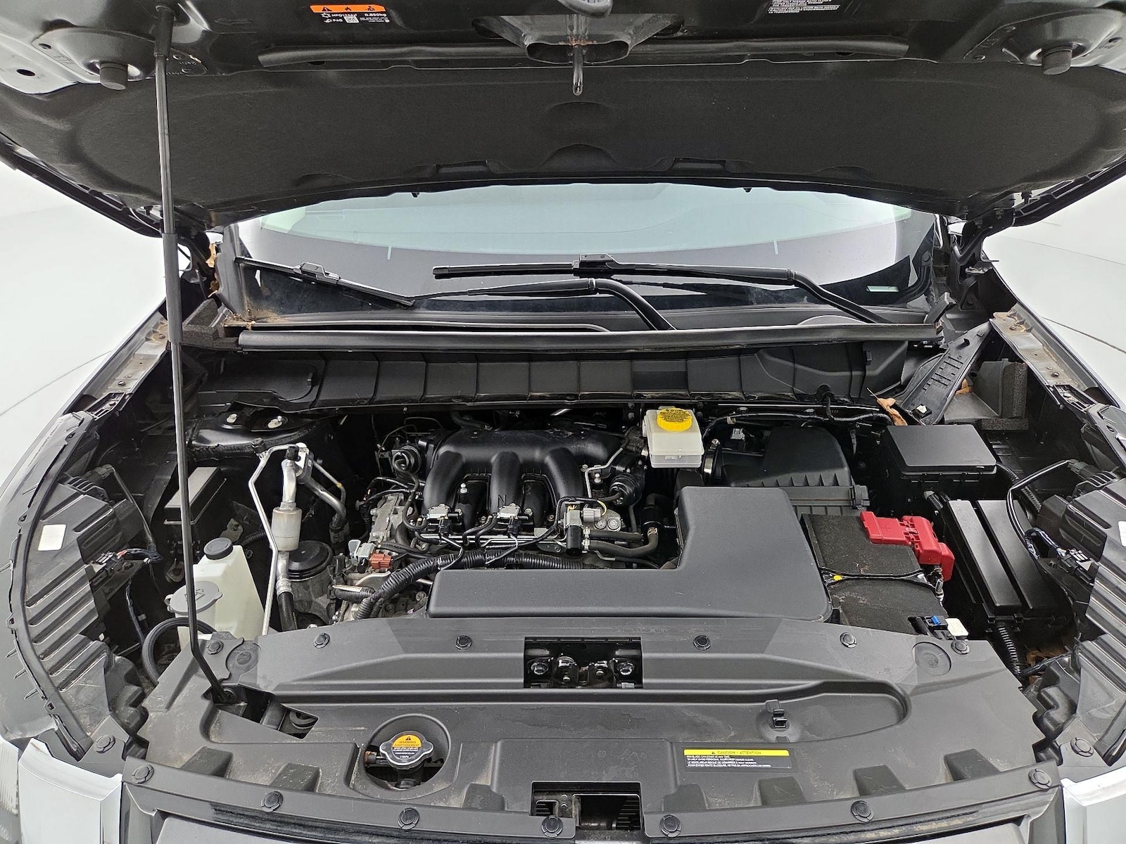 2024 Nissan Pathfinder S - Photo 24