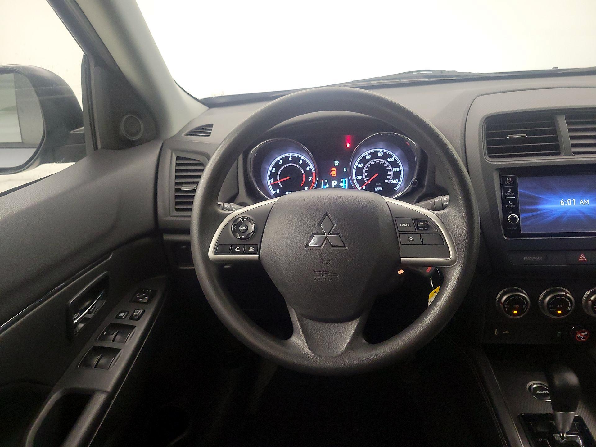 Thumbnail: 2024 Mitsubishi Outlander Sport - 10