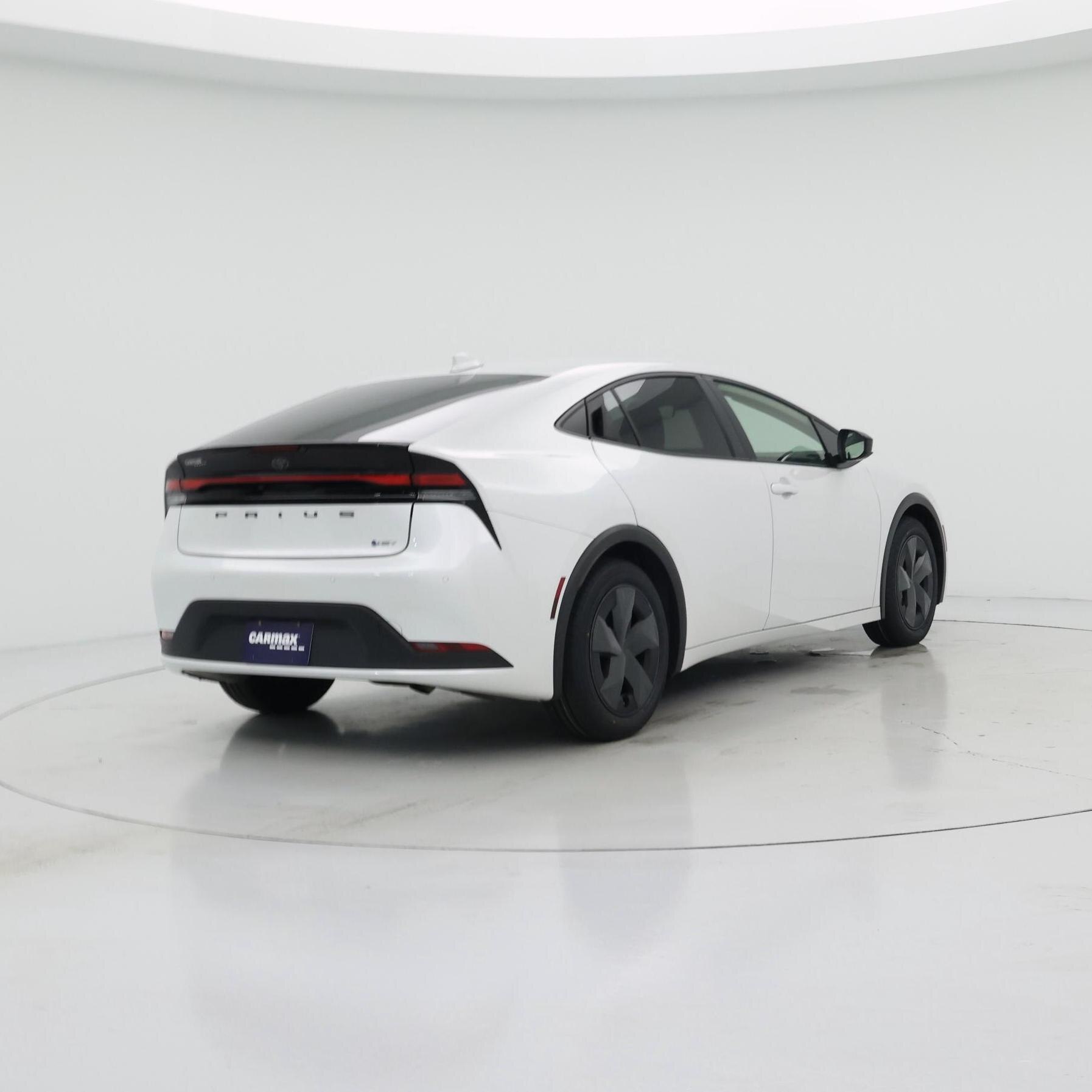 Thumbnail: 2024 Toyota Prius - 8