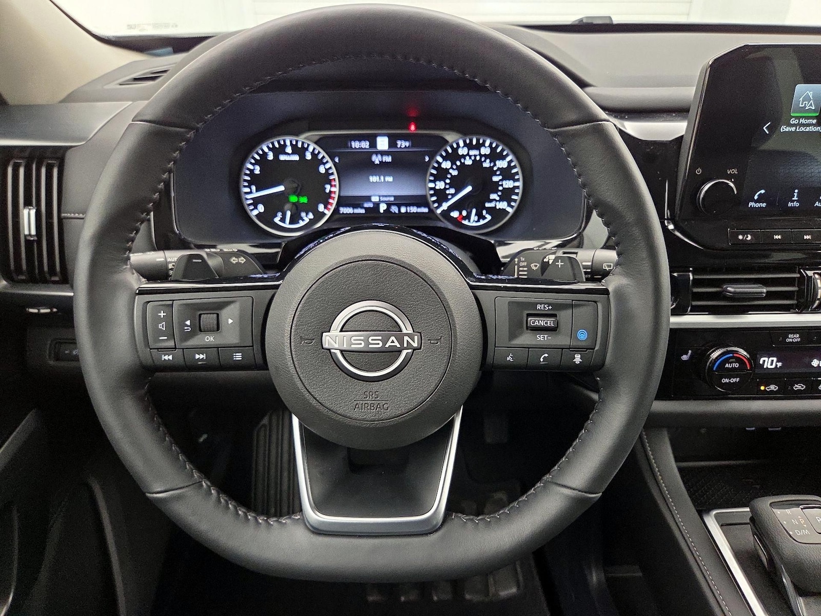 2024 Nissan Pathfinder SL - Photo 11