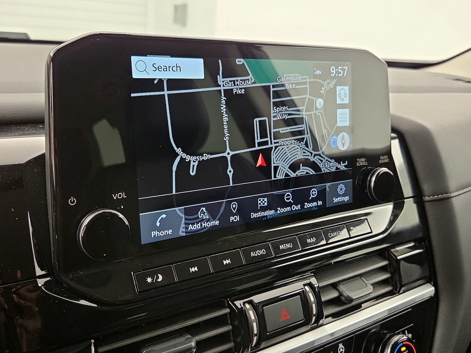 2024 Nissan Pathfinder SL - Photo 15