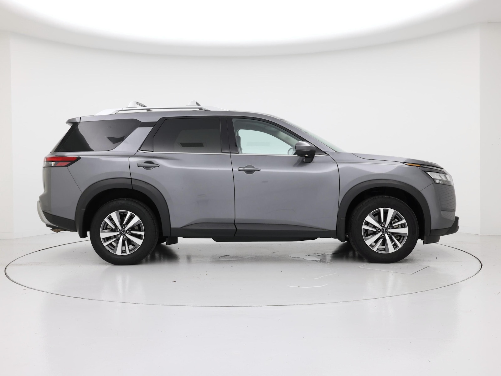 2024 Nissan Pathfinder SL - Photo 8