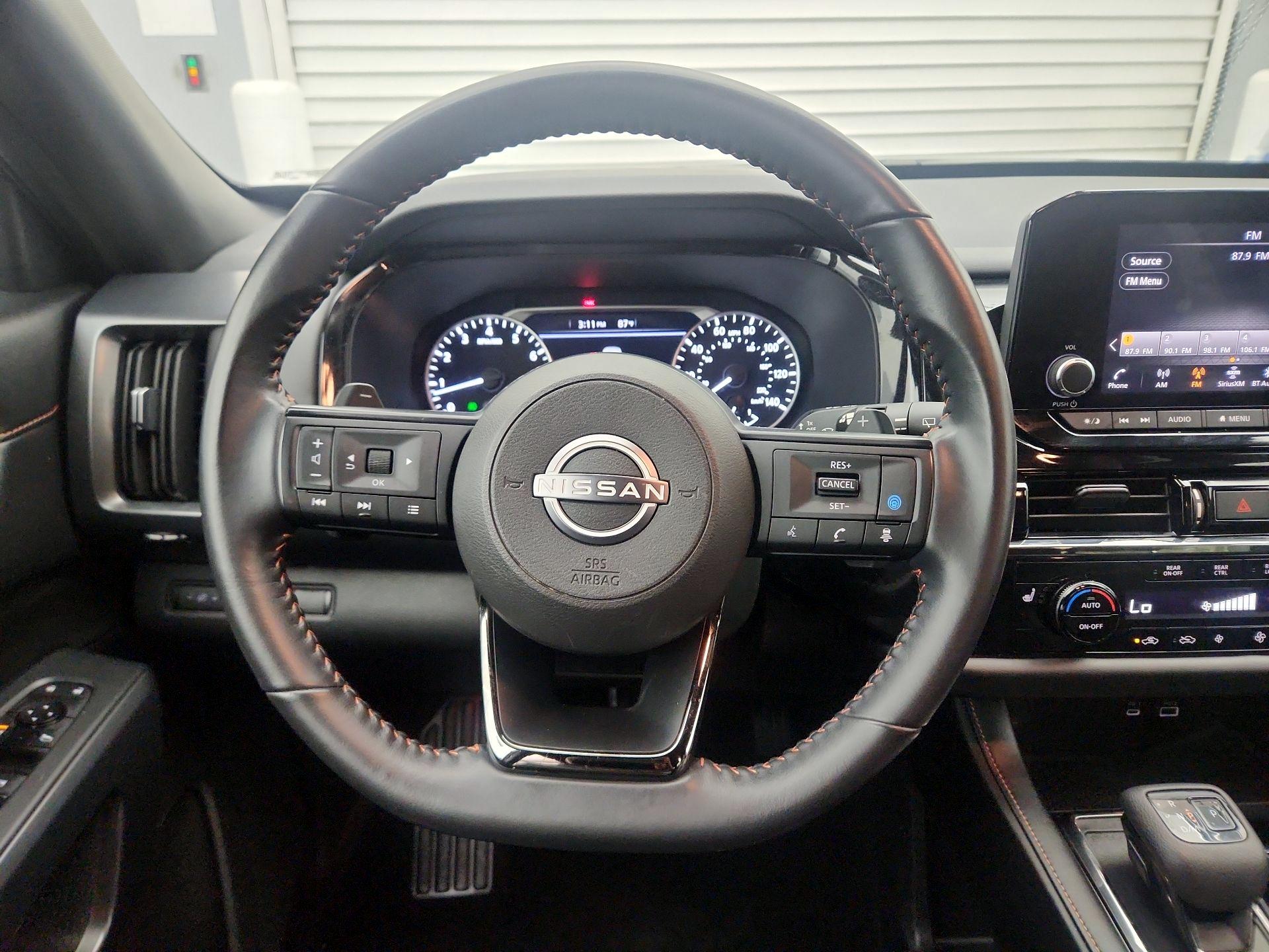 Thumbnail: 2024 Nissan Pathfinder - 10