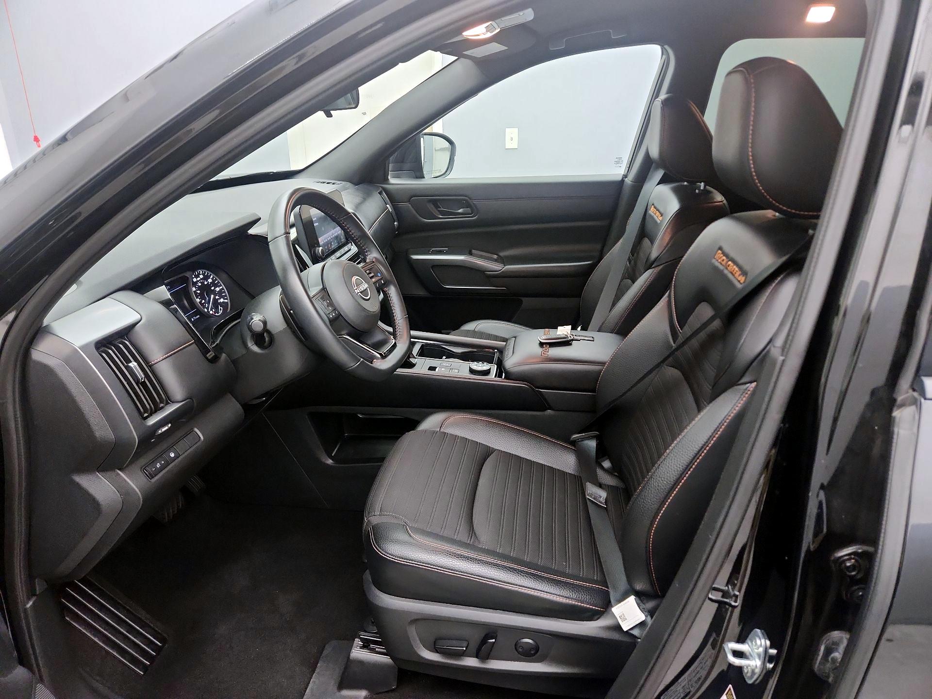 Thumbnail: 2024 Nissan Pathfinder - 11