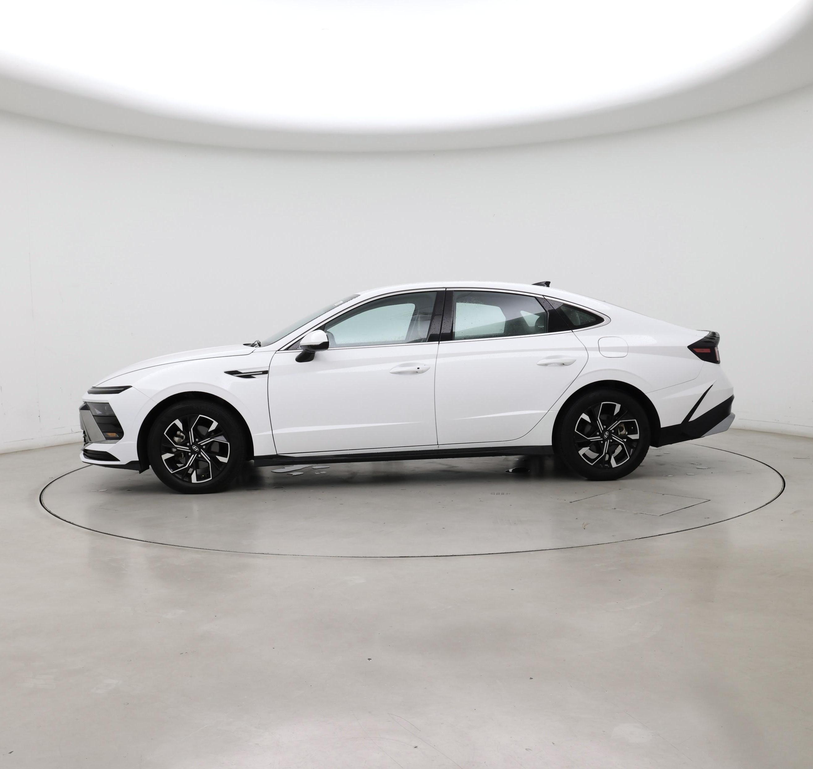 Thumbnail: 2025 Hyundai Sonata - 3