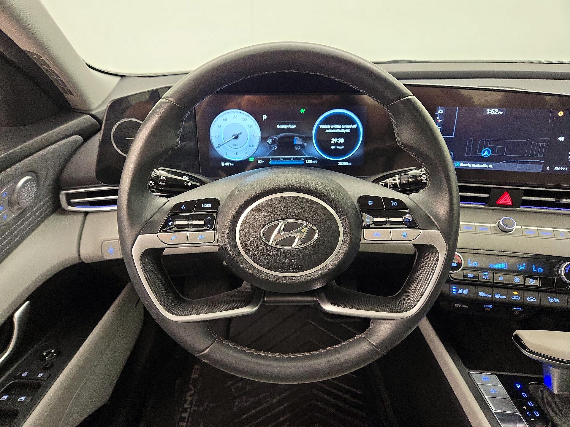 Thumbnail: 2023 Hyundai Elantra - 10