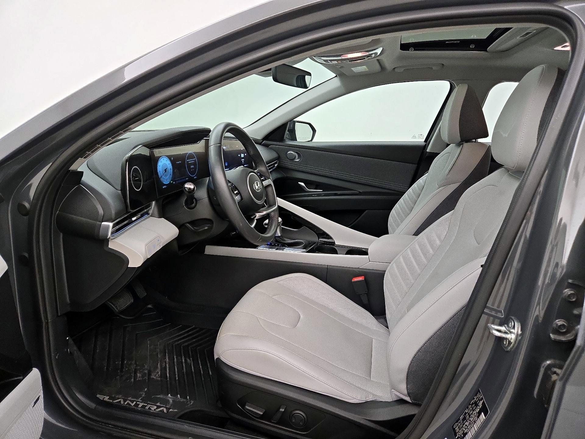 Thumbnail: 2023 Hyundai Elantra - 11