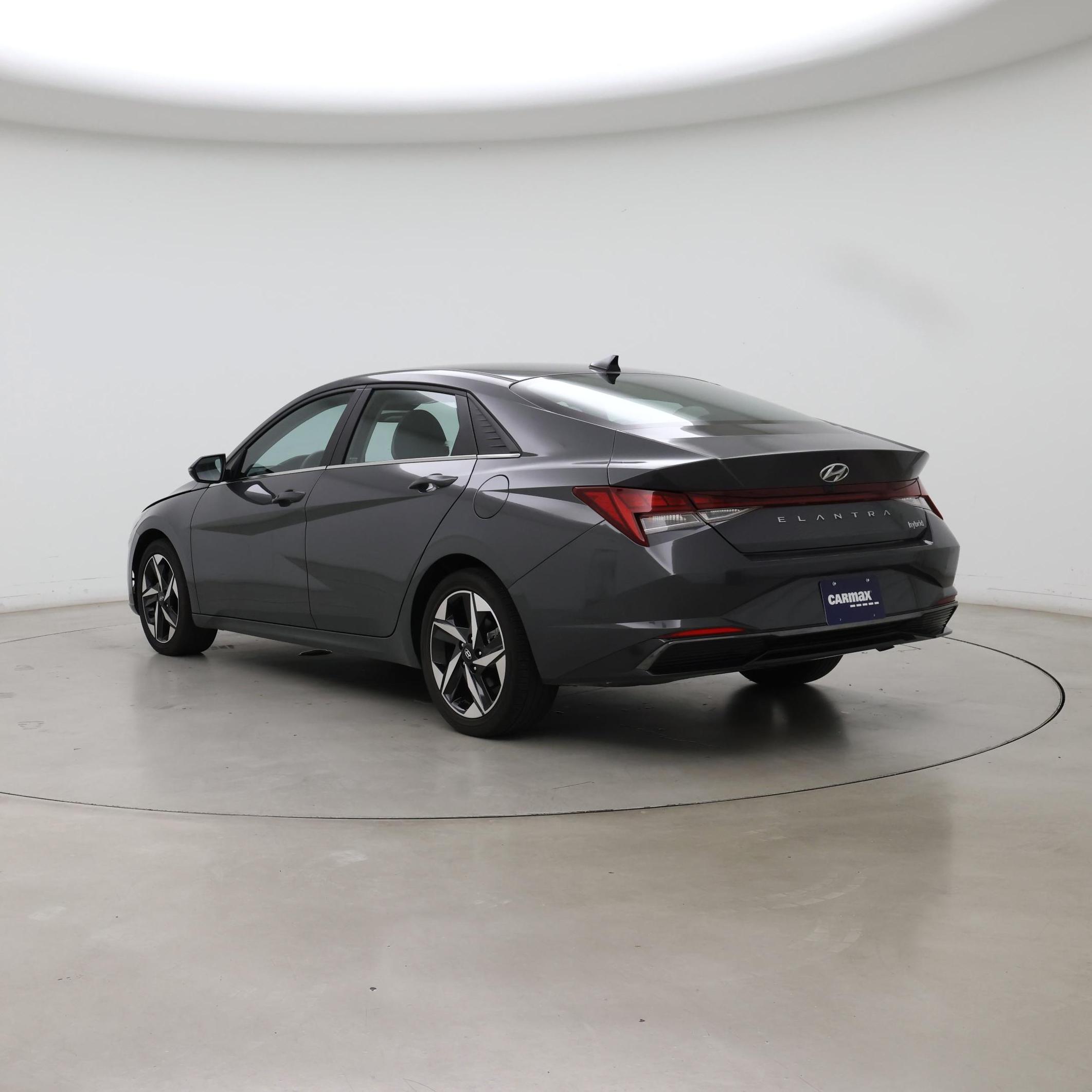 Thumbnail: 2023 Hyundai Elantra - 2