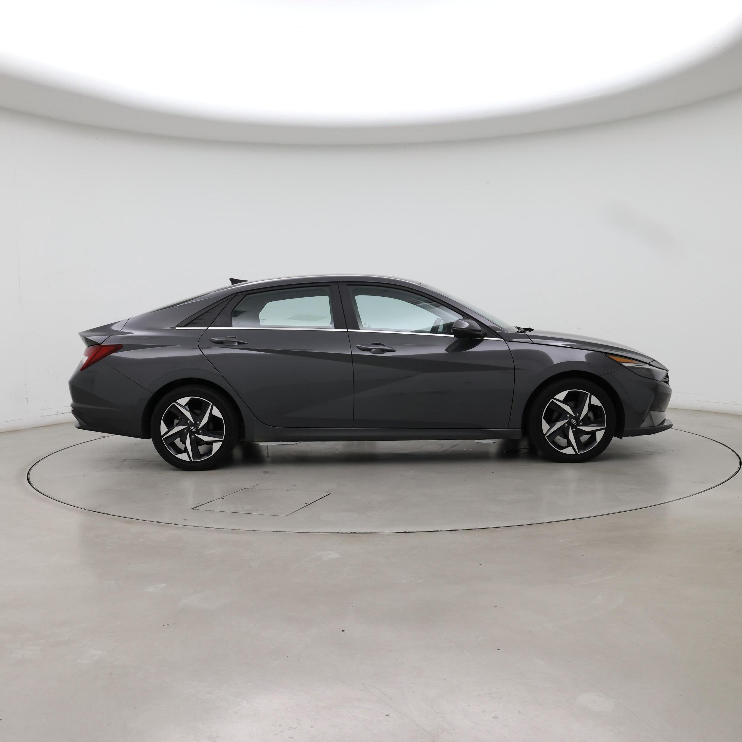 Thumbnail: 2023 Hyundai Elantra - 7