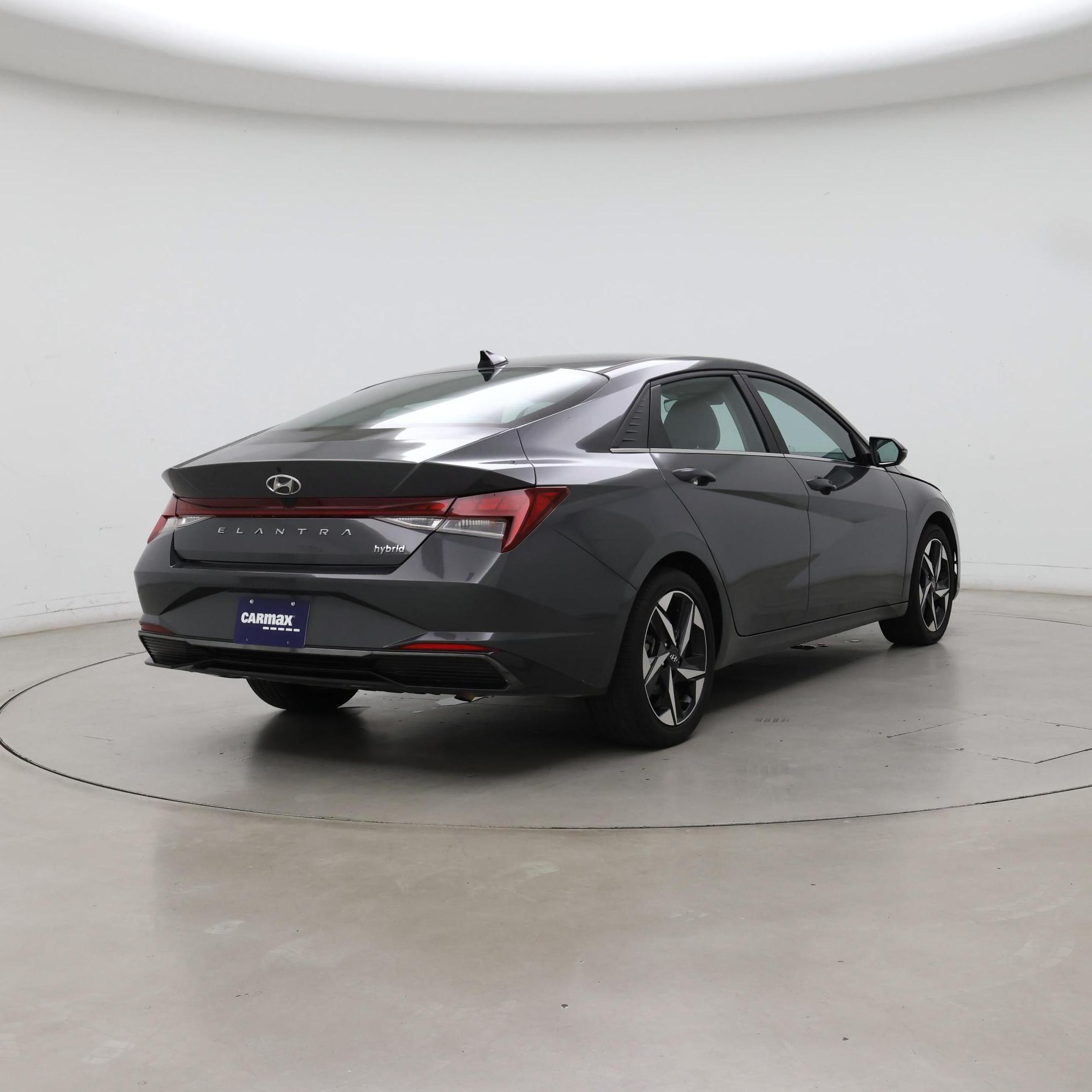 Thumbnail: 2023 Hyundai Elantra - 8
