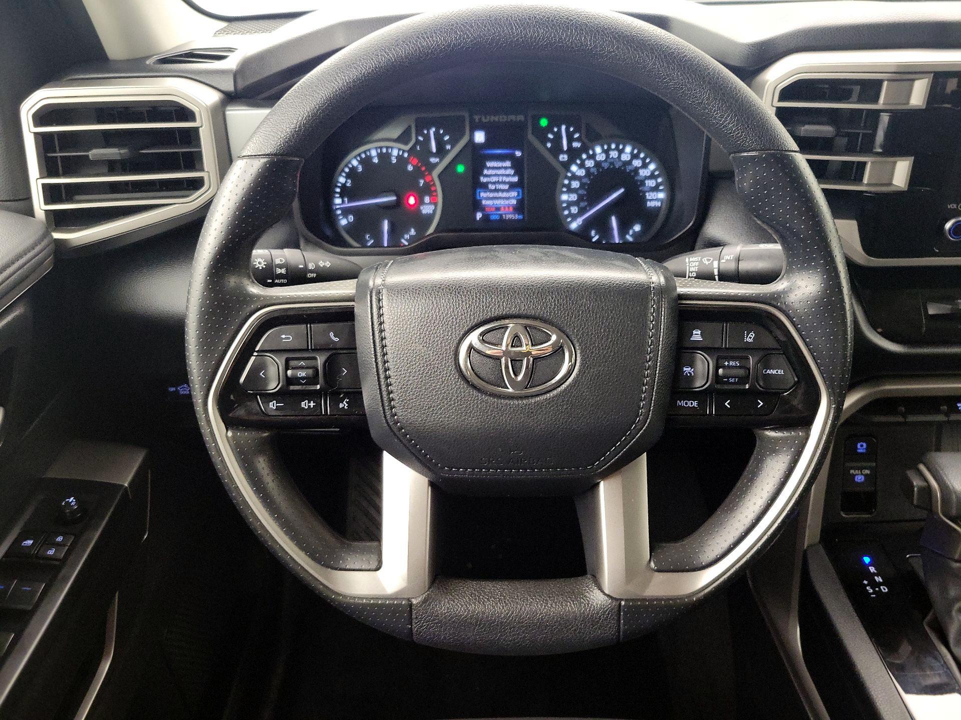 Thumbnail: 2024 Toyota Tundra - 10