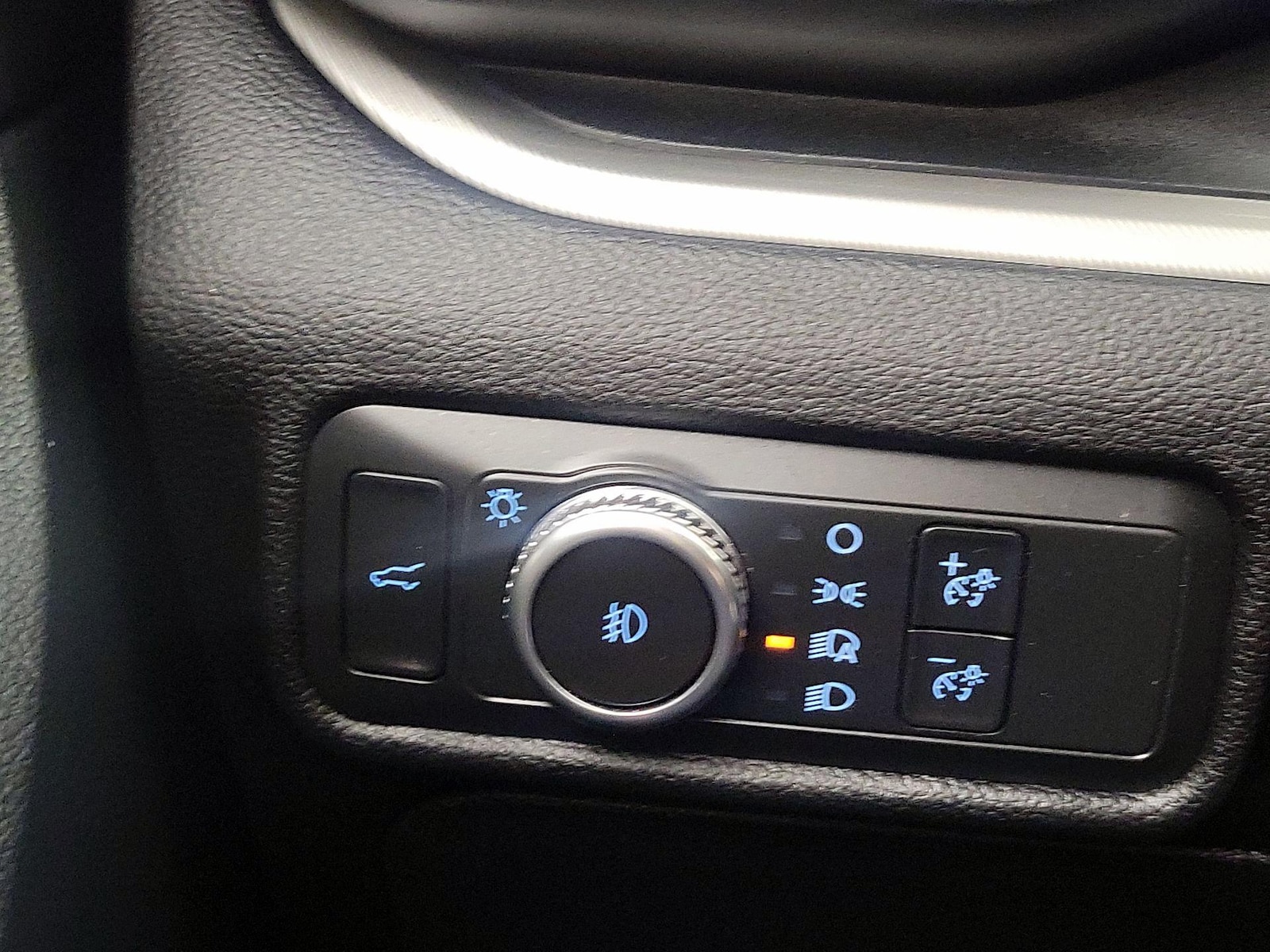 2021 Ford Explorer XLT - Photo 14
