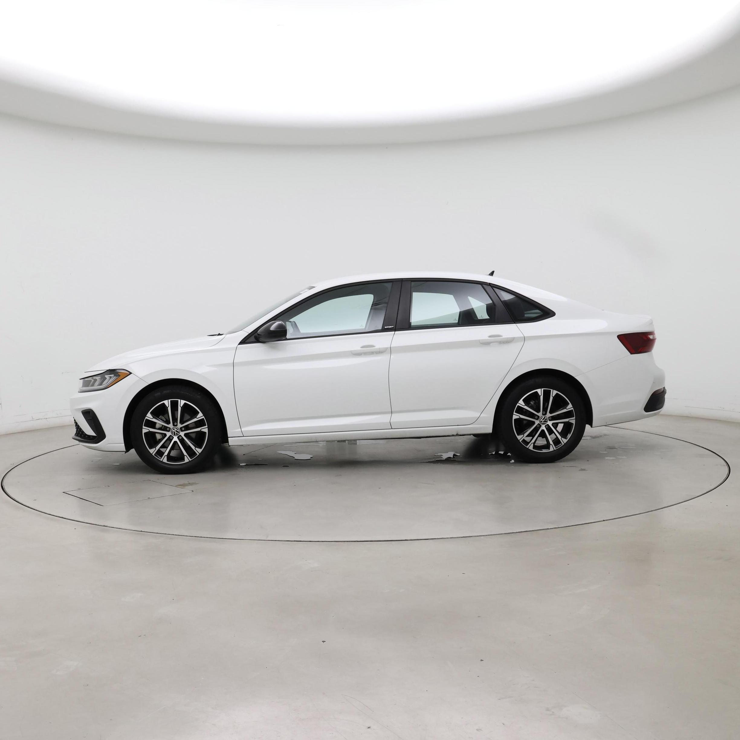 Thumbnail: 2025 Volkswagen Jetta - 3