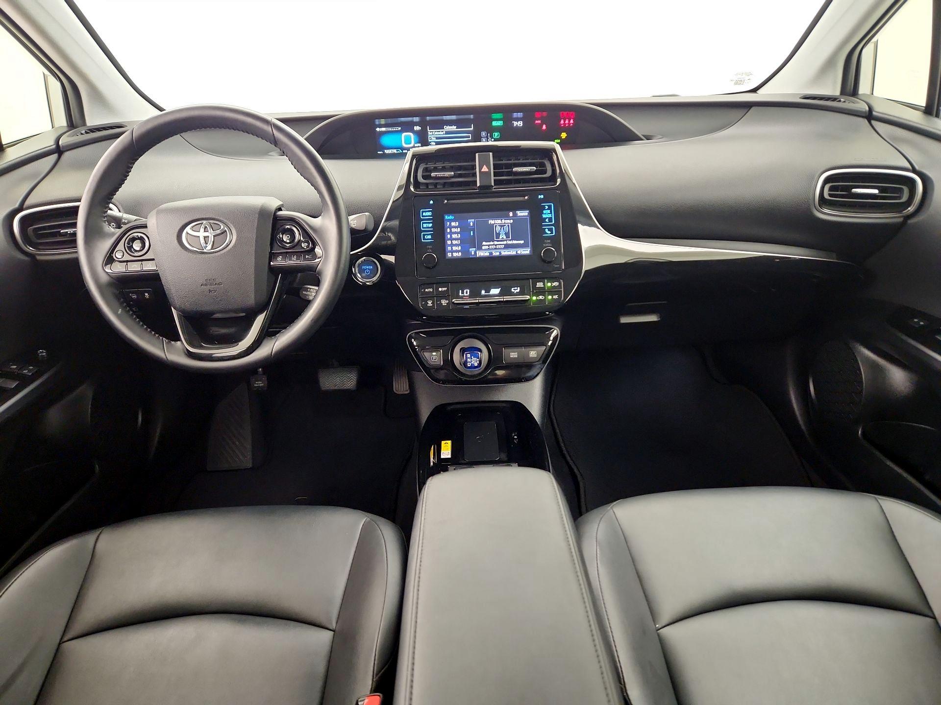 Thumbnail: 2019 Toyota Prius - 9