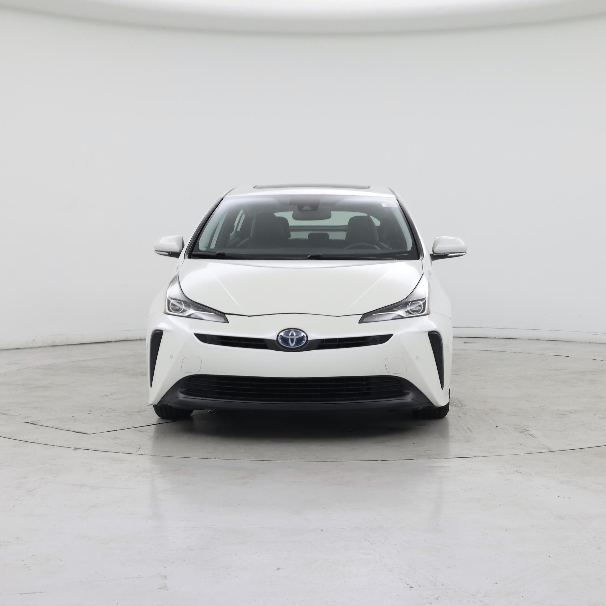 Thumbnail: 2019 Toyota Prius - 5
