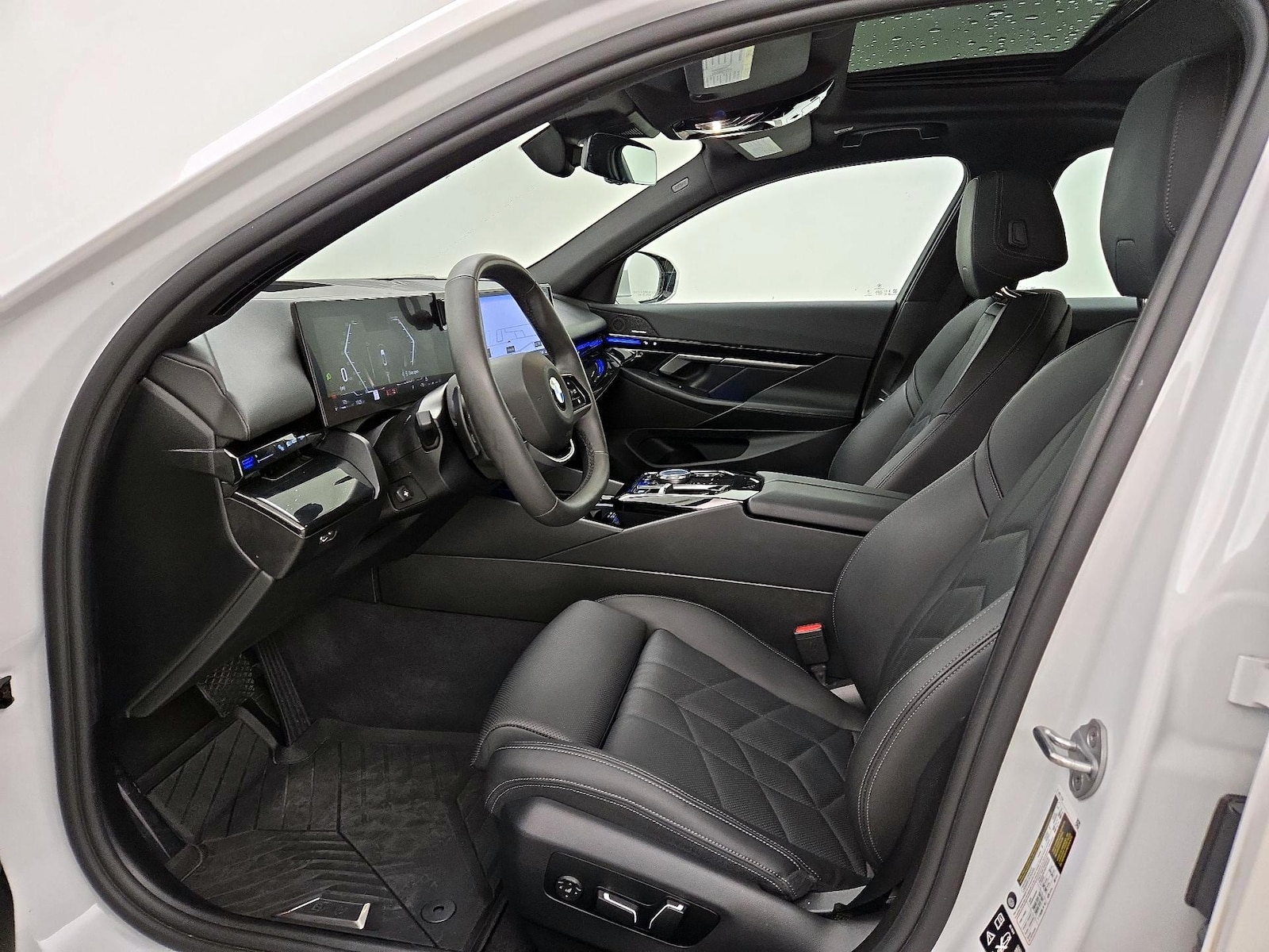 2024 BMW 5 Series 530i - Photo 12