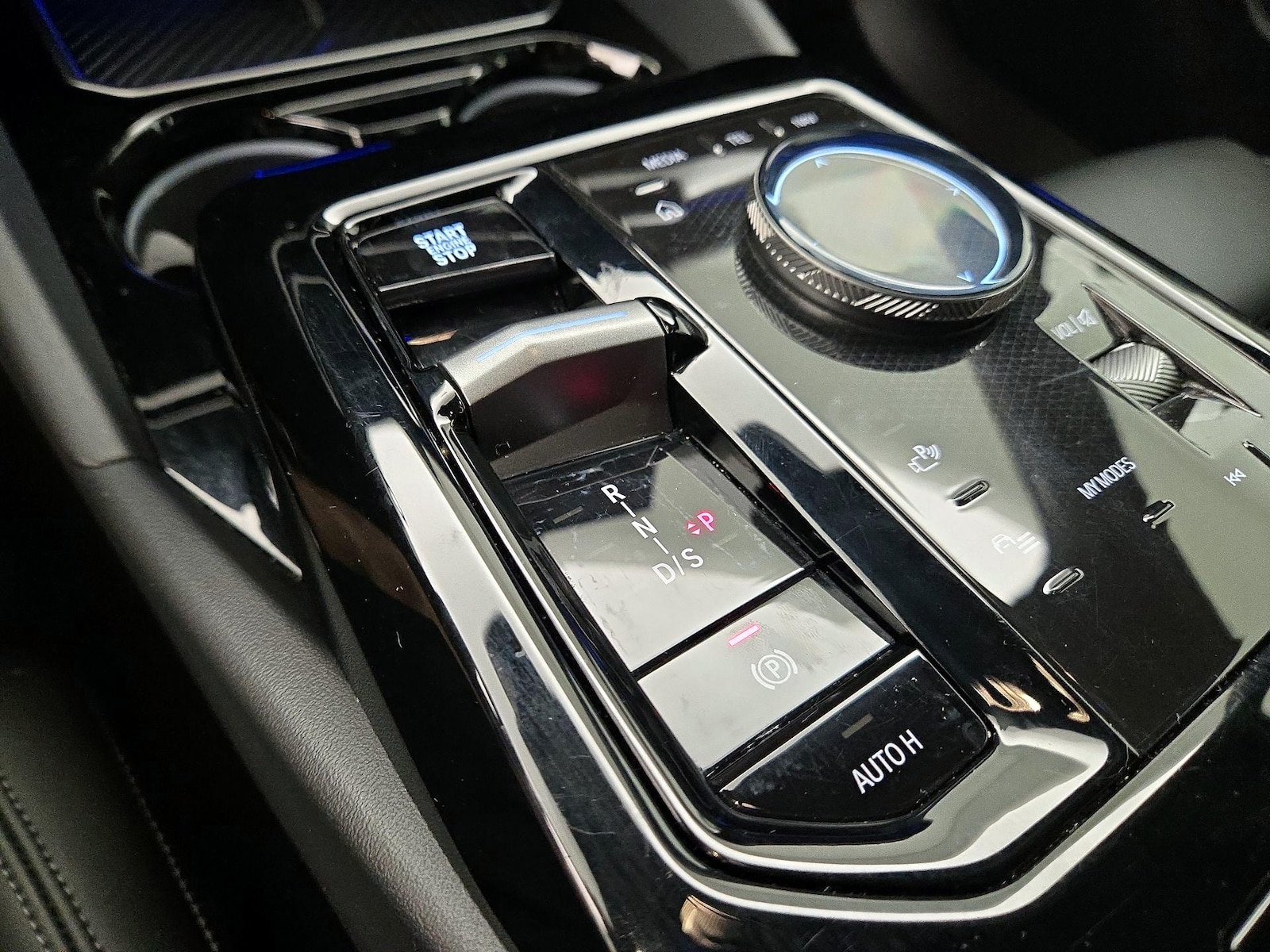 2024 BMW 5 Series 530i - Photo 19