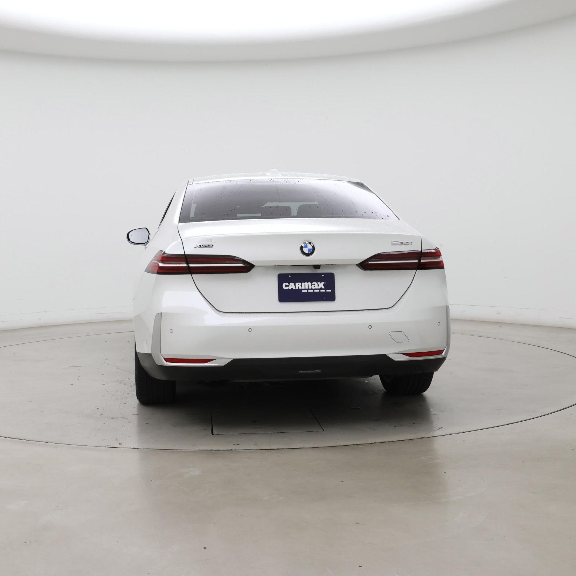 Thumbnail: 2024 BMW 5 Series - 6