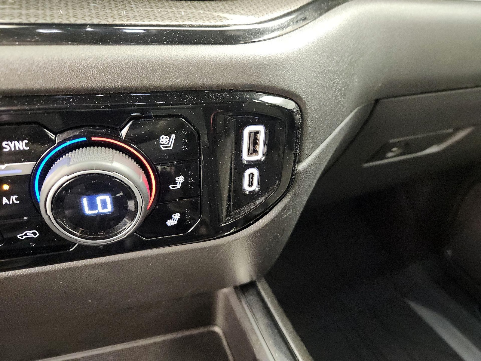 2024 Chevrolet Silverado 1500 ZR2 - Photo 19