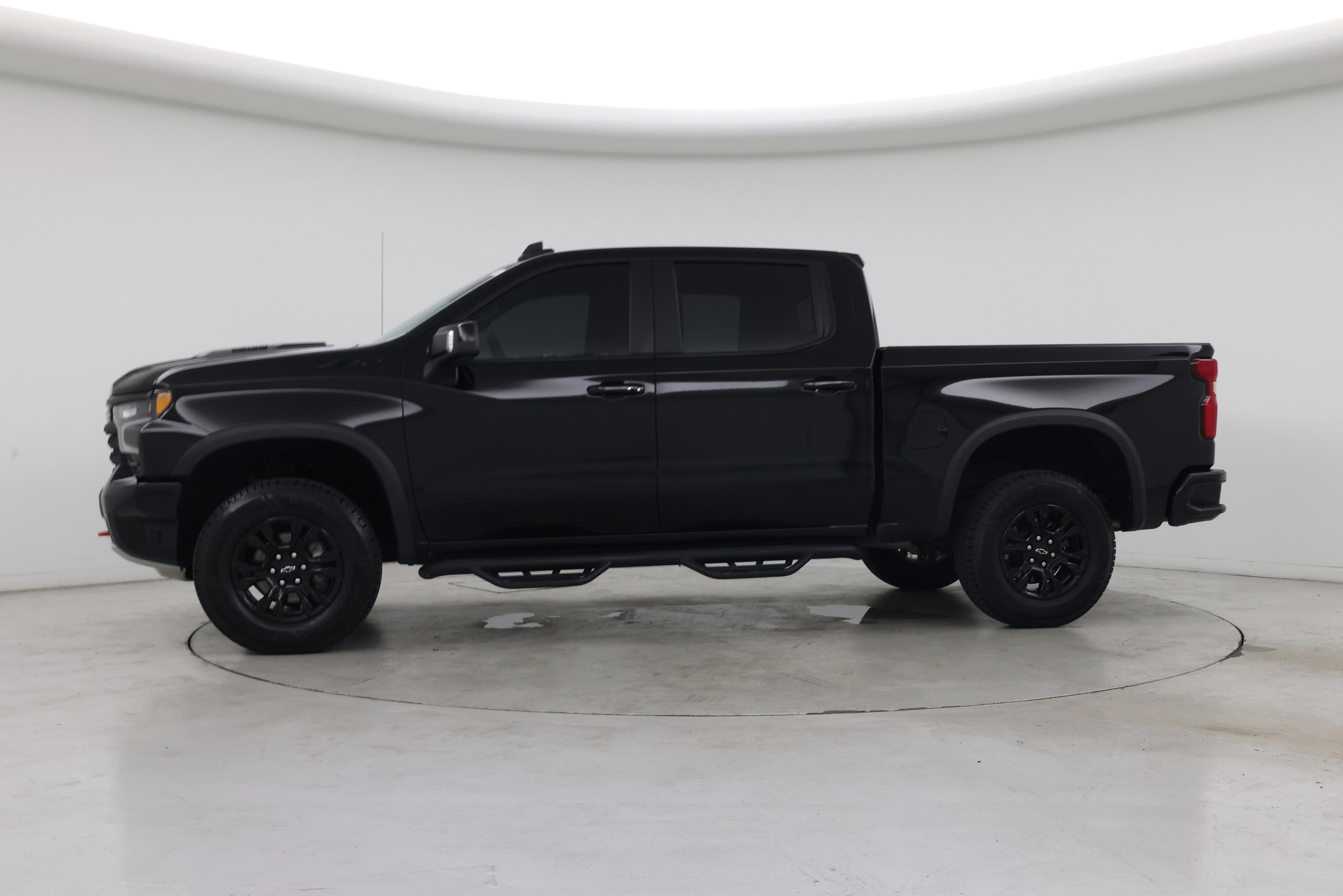 Thumbnail: 2024 Chevrolet Silverado 1500 - 3