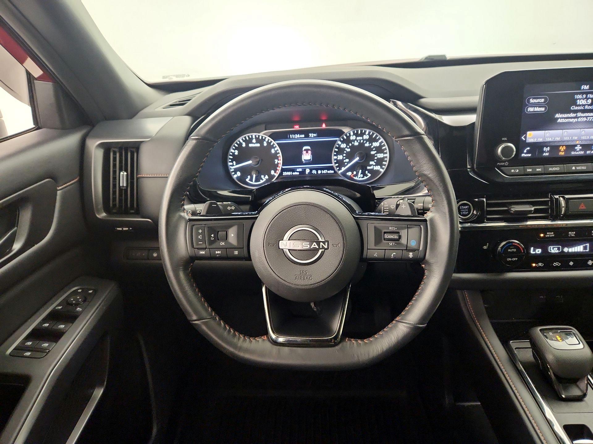 Thumbnail: 2023 Nissan Pathfinder - 10