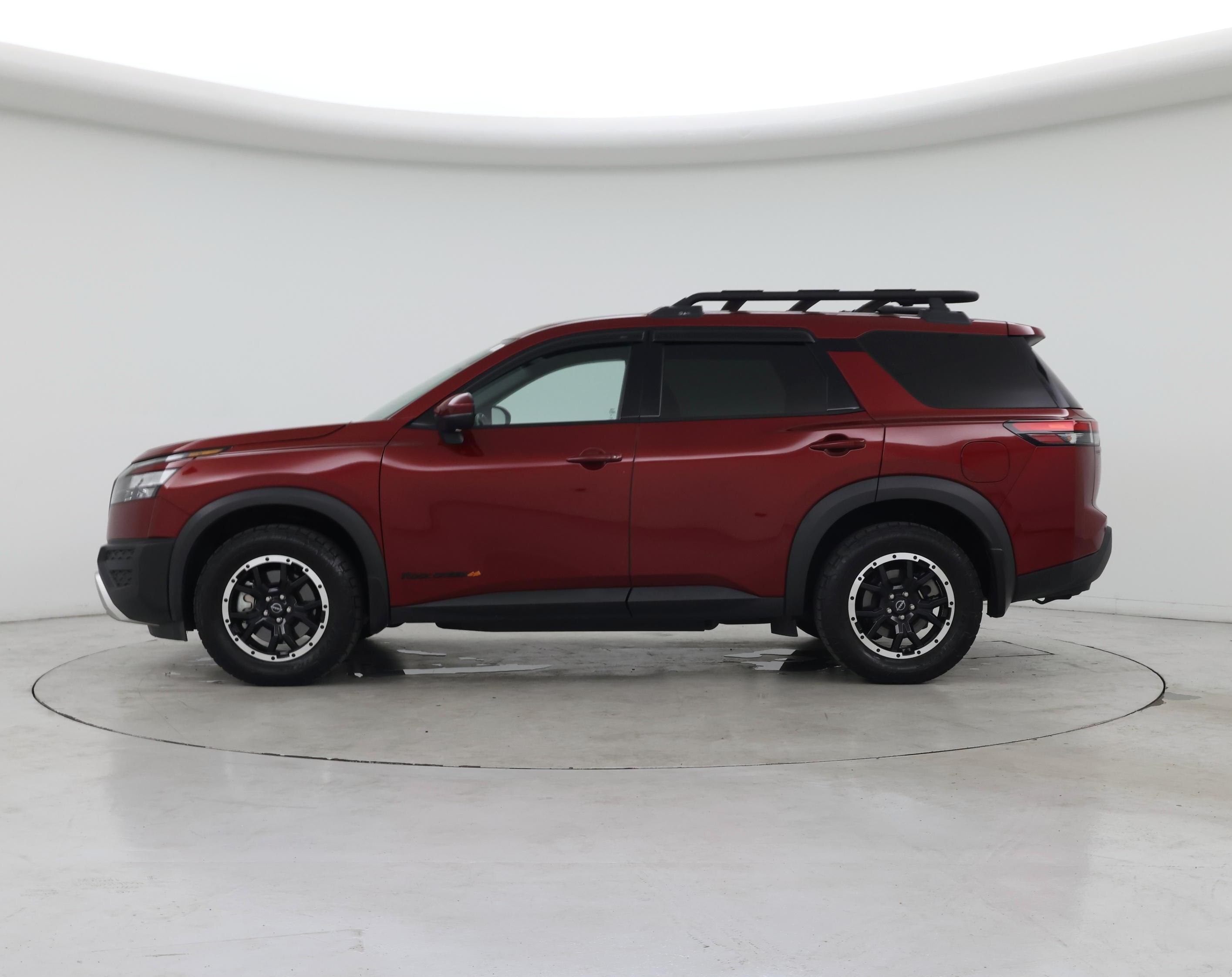 Thumbnail: 2023 Nissan Pathfinder - 3