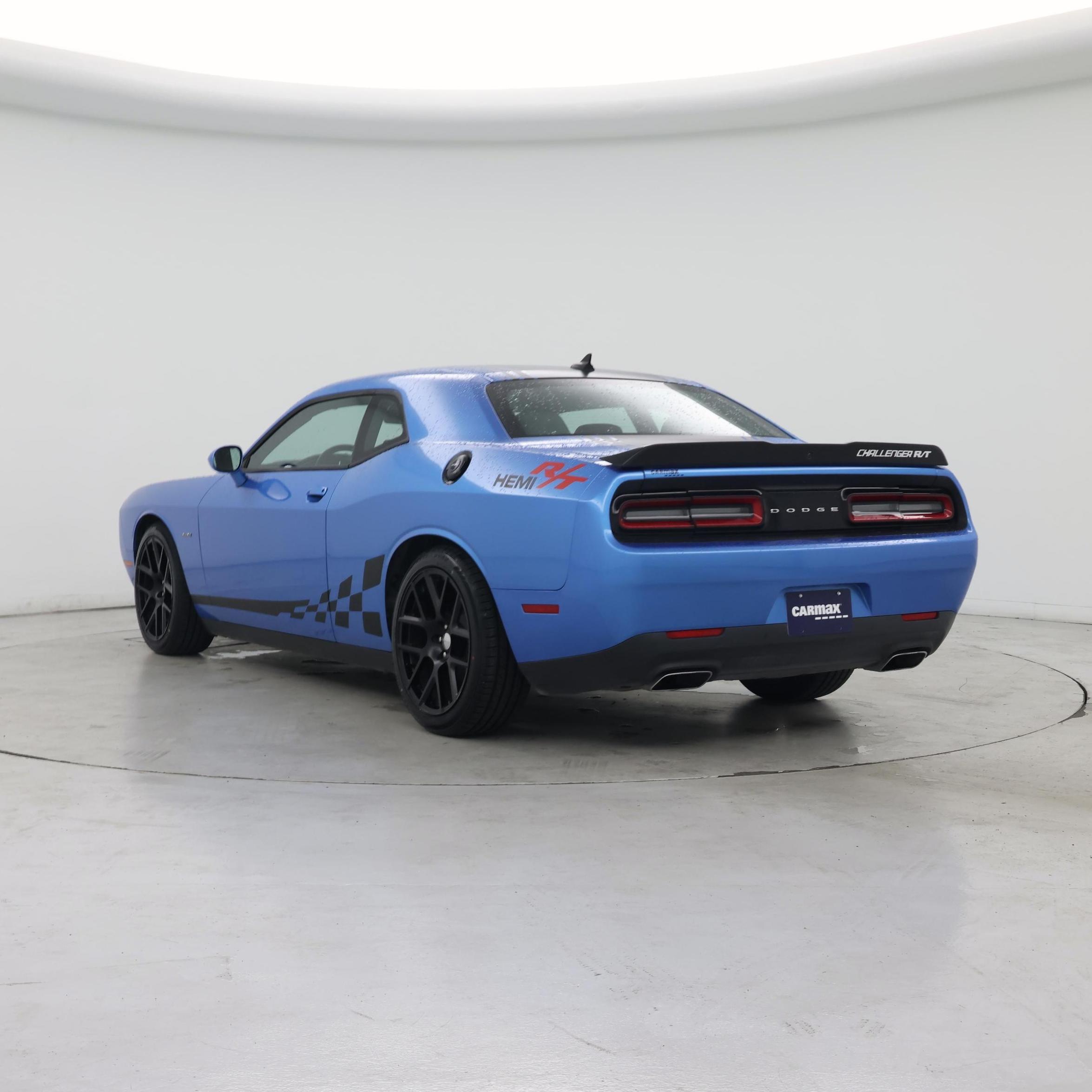 Thumbnail: 2015 Dodge Challenger - 2
