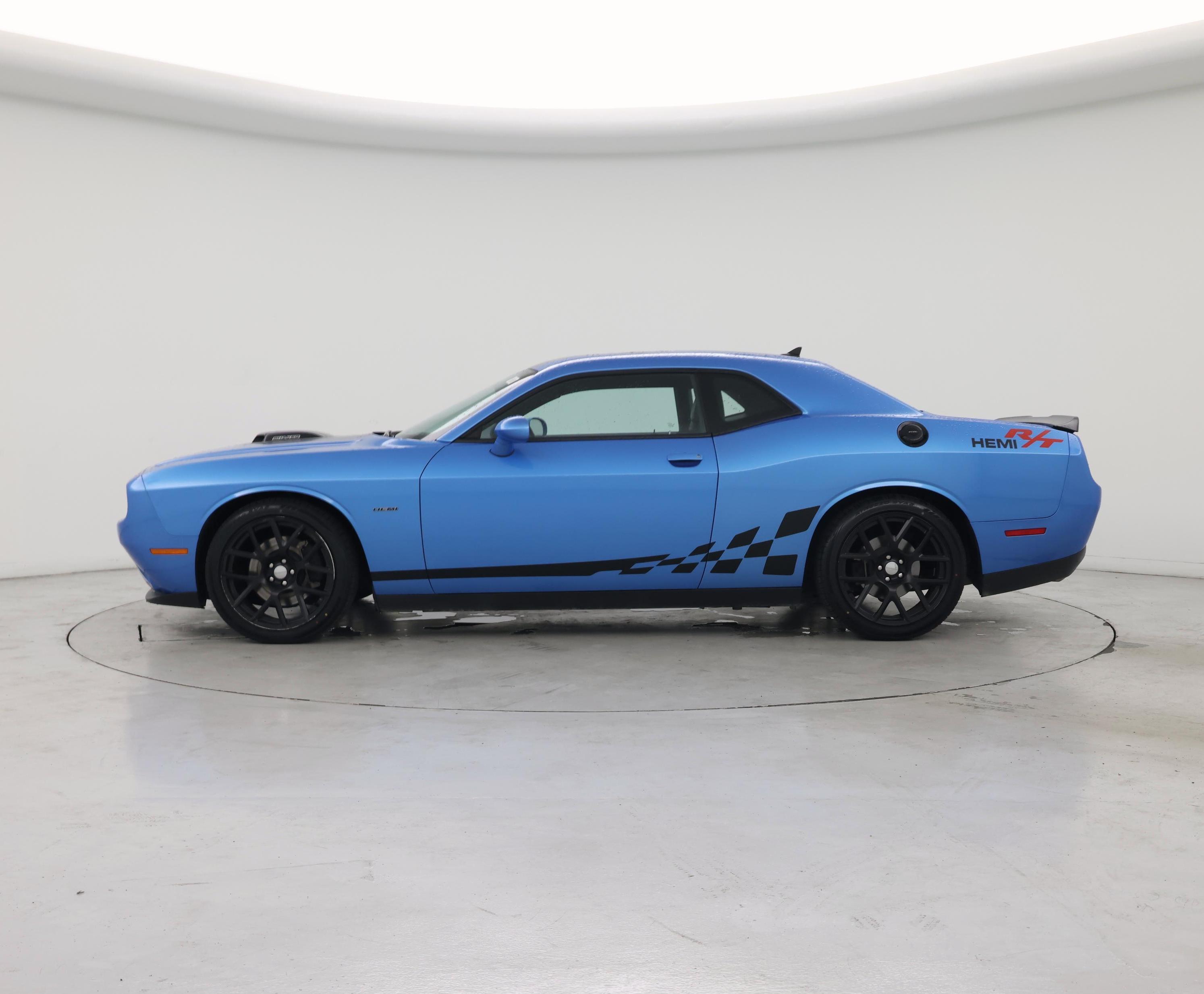 Thumbnail: 2015 Dodge Challenger - 3
