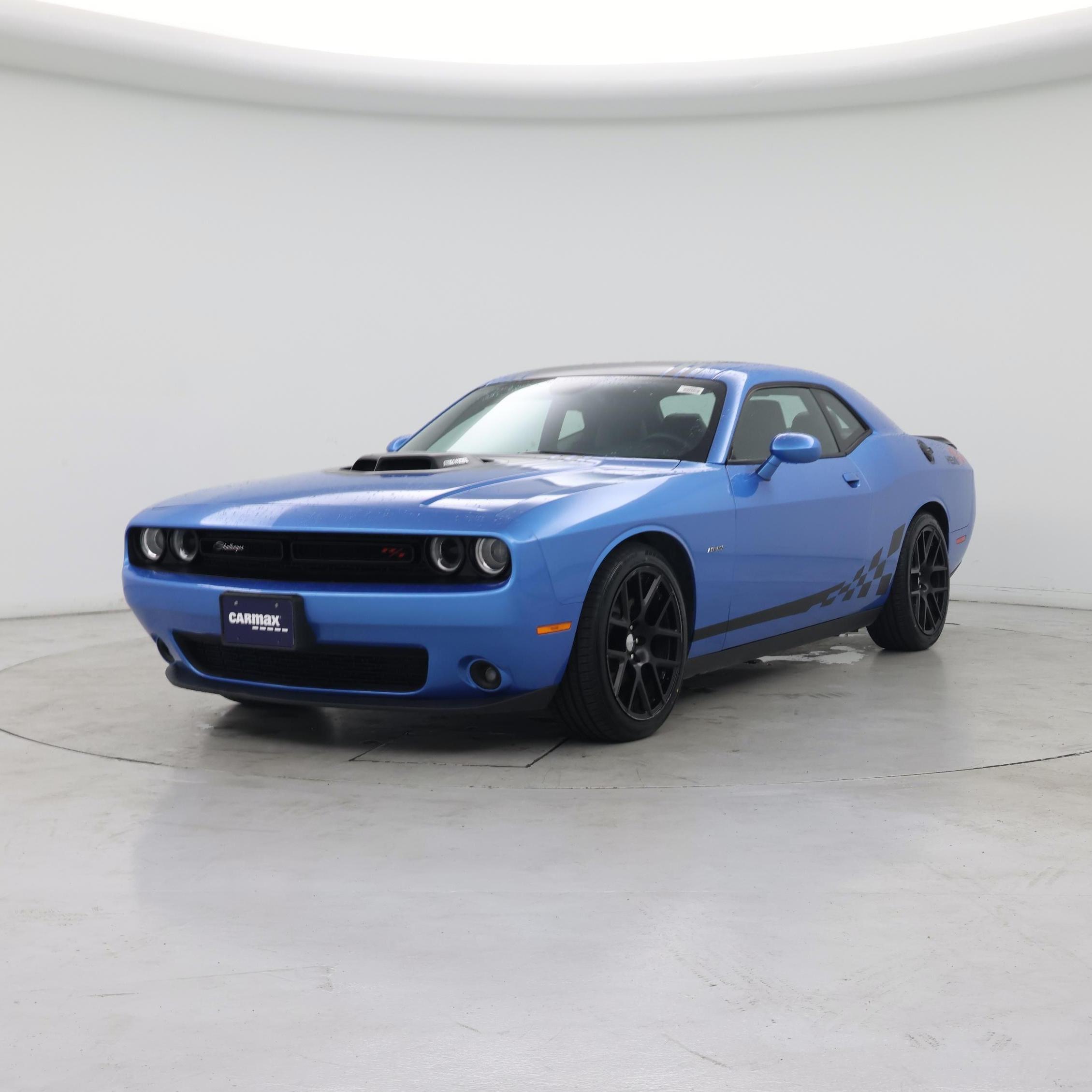 Thumbnail: 2015 Dodge Challenger - 4