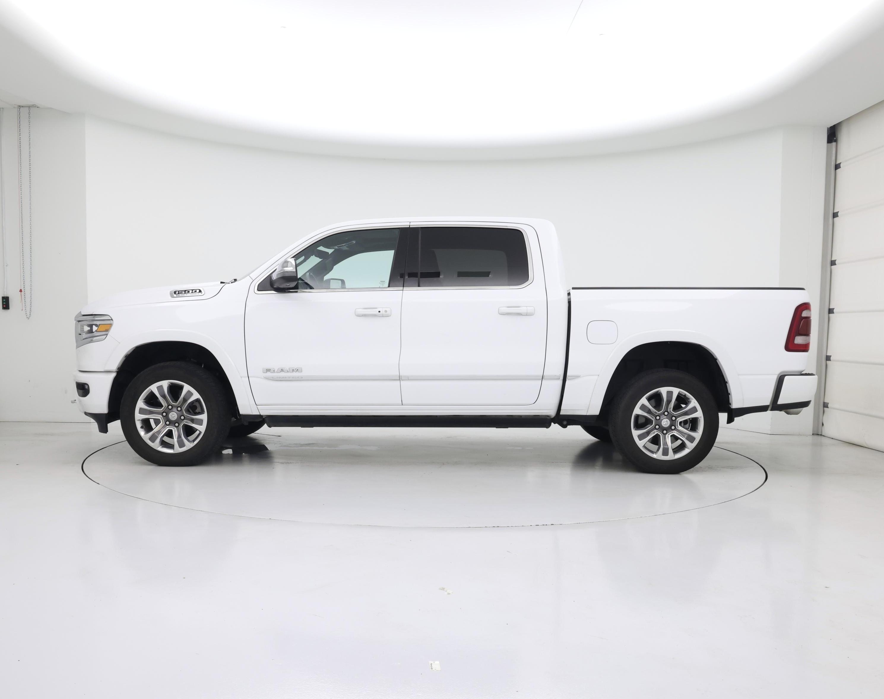 Thumbnail: 2023 RAM 1500 - 3