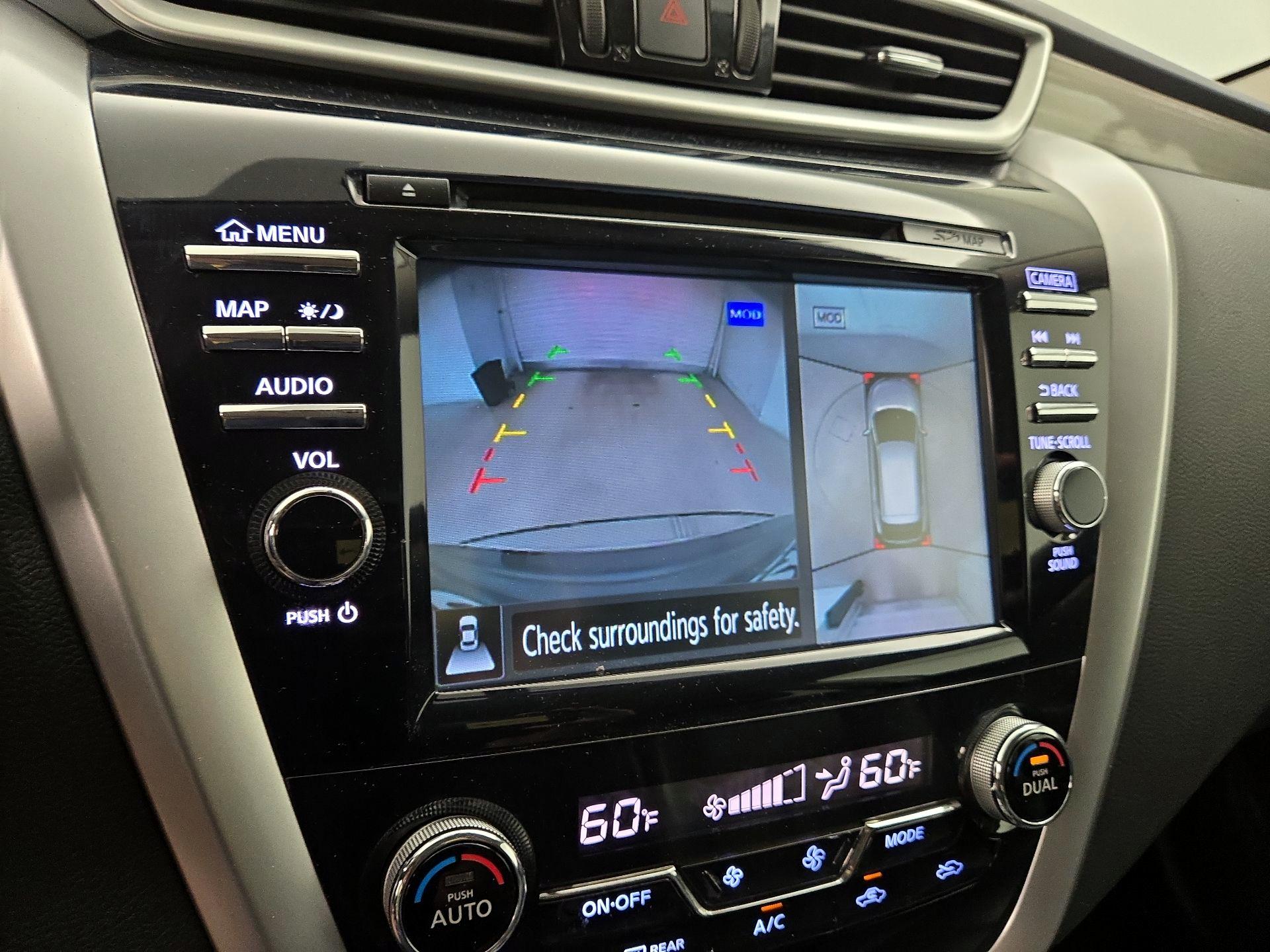 Thumbnail: 2015 Nissan Murano - 15