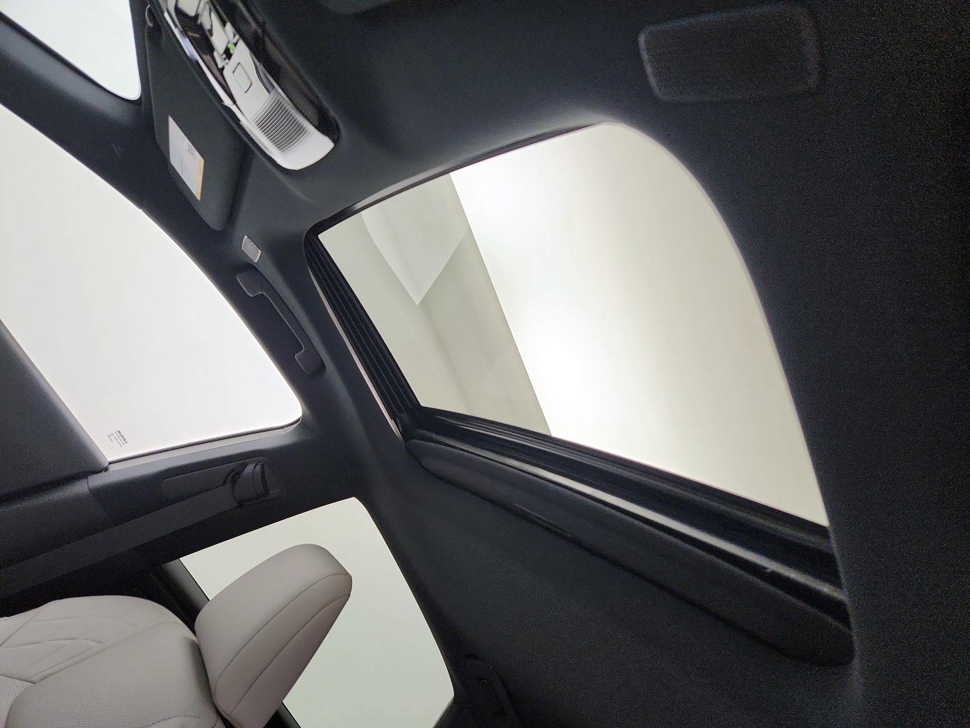Thumbnail: 2024 Lexus RX - 19
