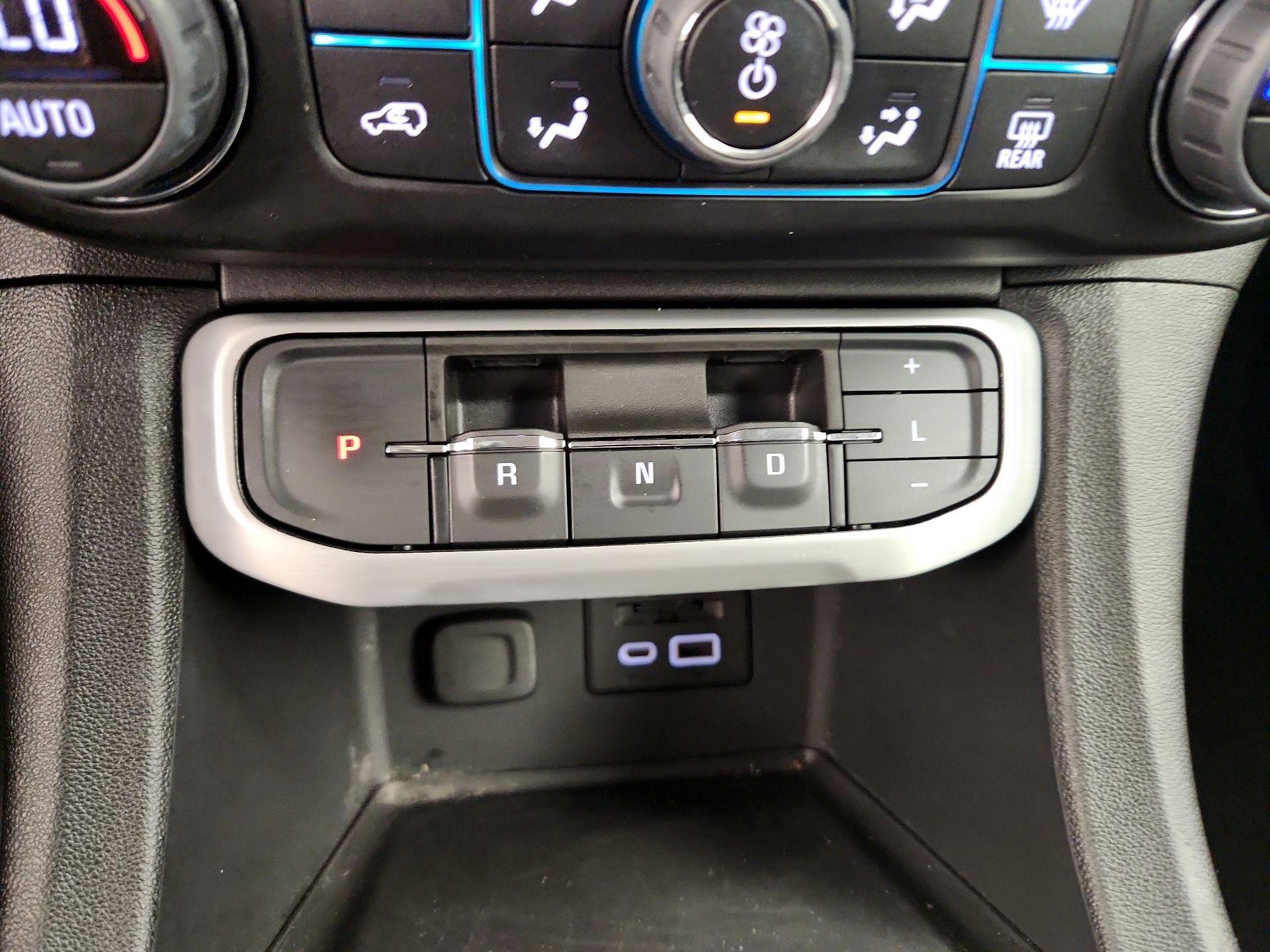 Thumbnail: 2023 GMC Acadia - 18