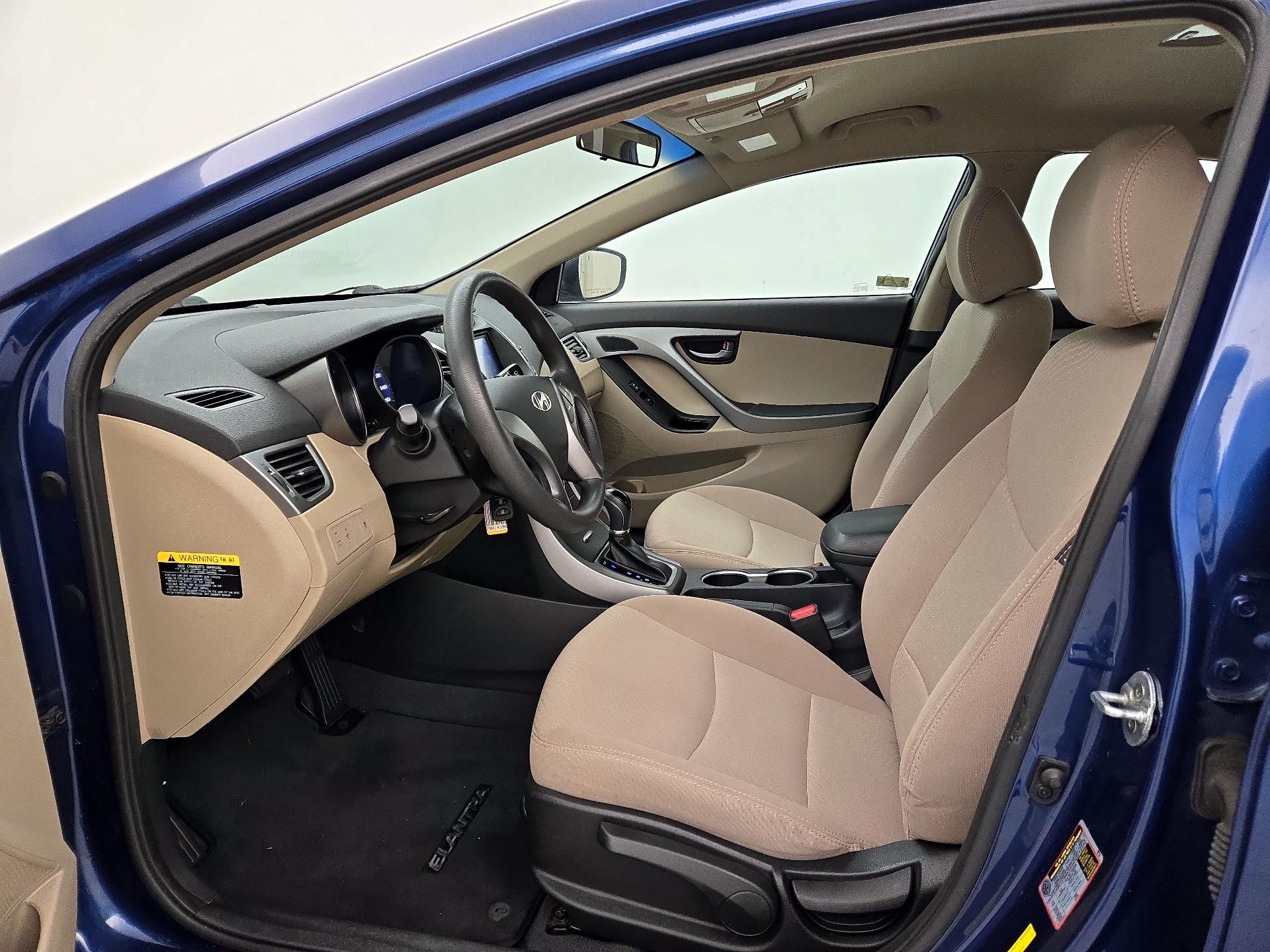 Thumbnail: 2015 Hyundai Elantra - 11