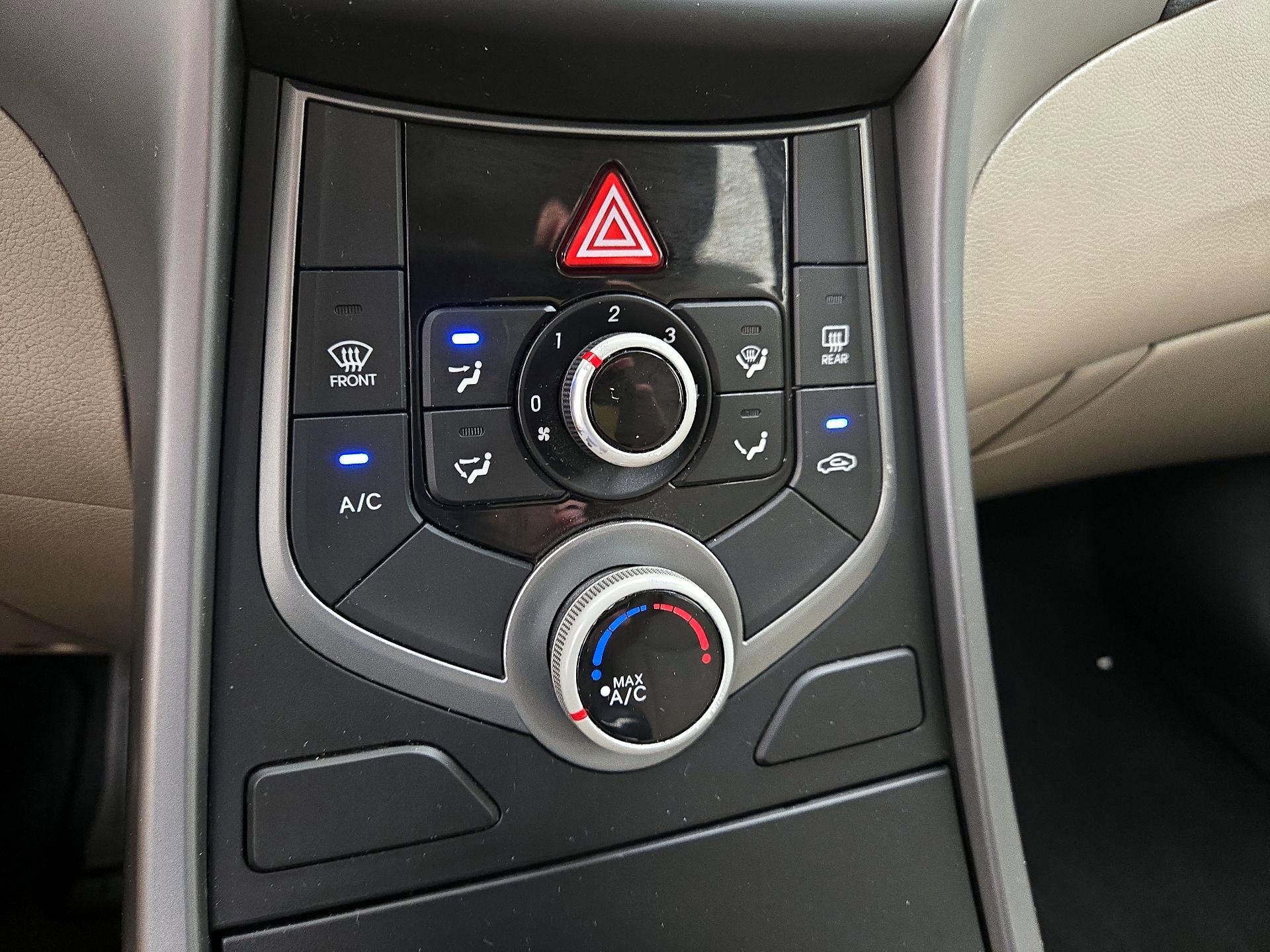 Thumbnail: 2015 Hyundai Elantra - 15