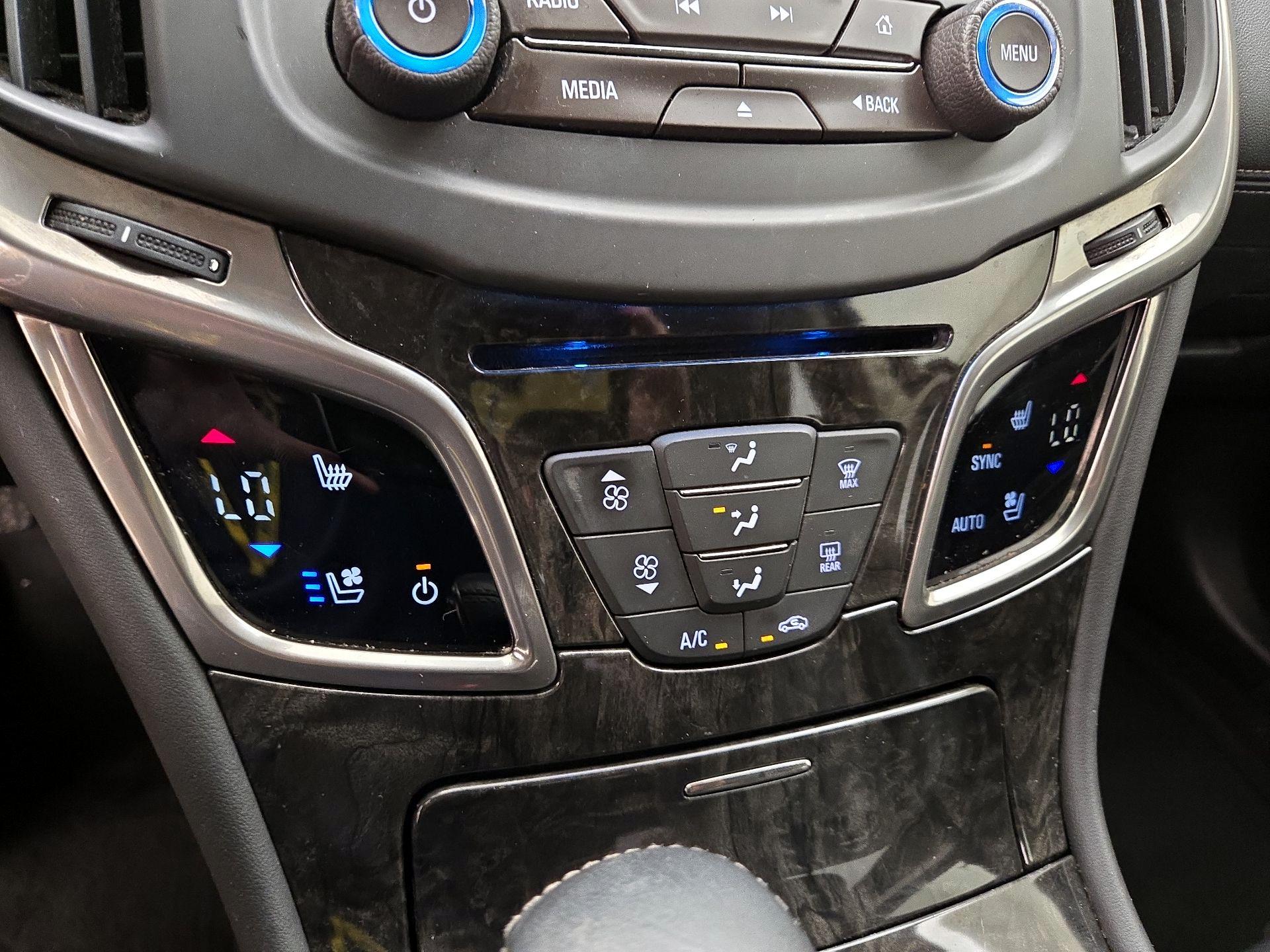 Thumbnail: 2014 Buick LaCrosse - 16
