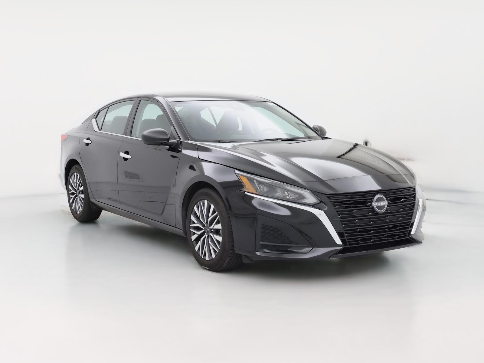 2025 Nissan Altima SV - Photo 1