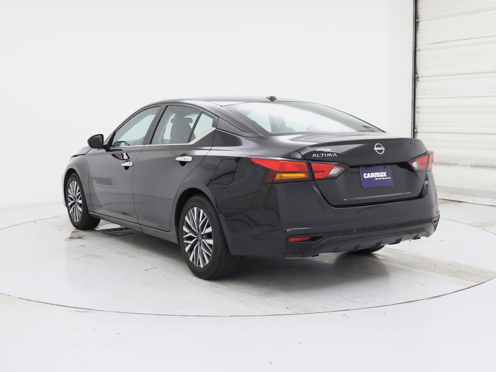 2025 Nissan Altima SV - Photo 3