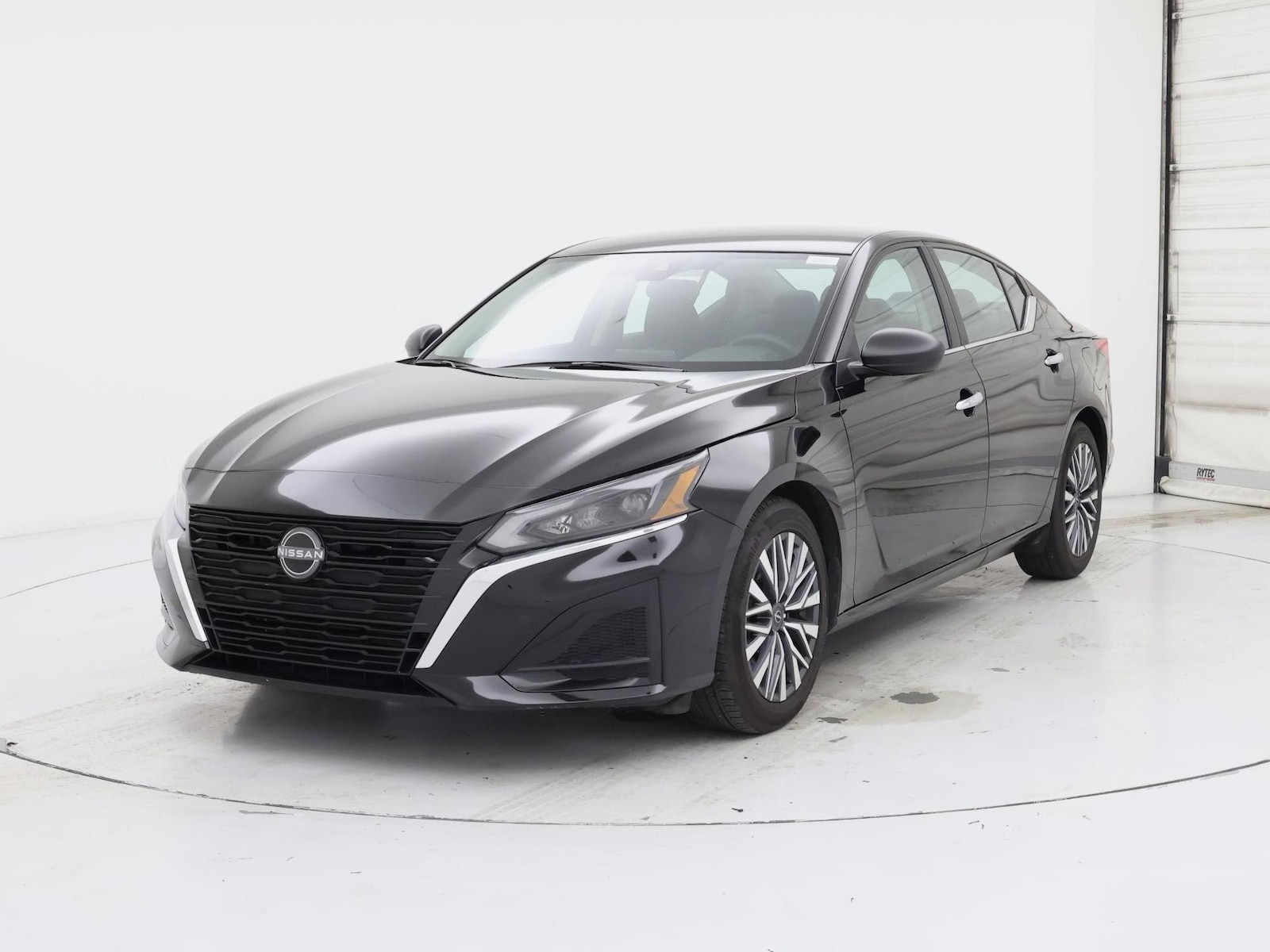2025 Nissan Altima SV - Photo 5