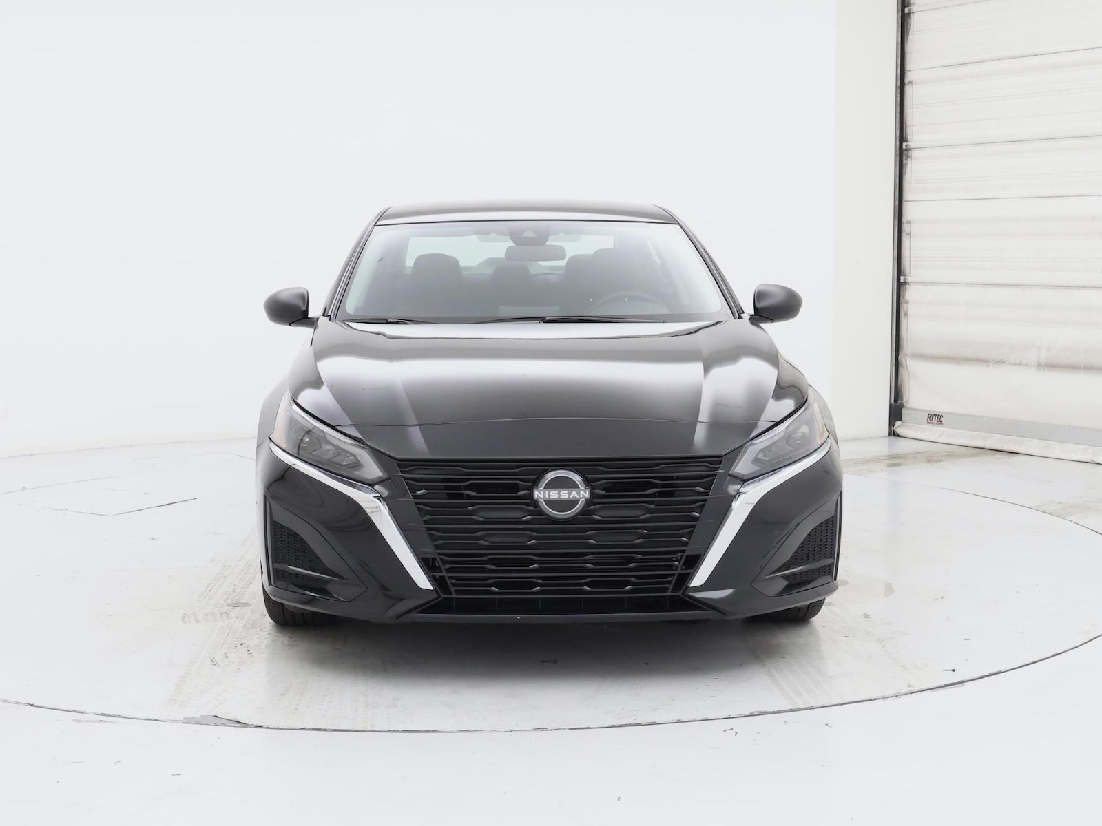 2025 Nissan Altima SV - Photo 6