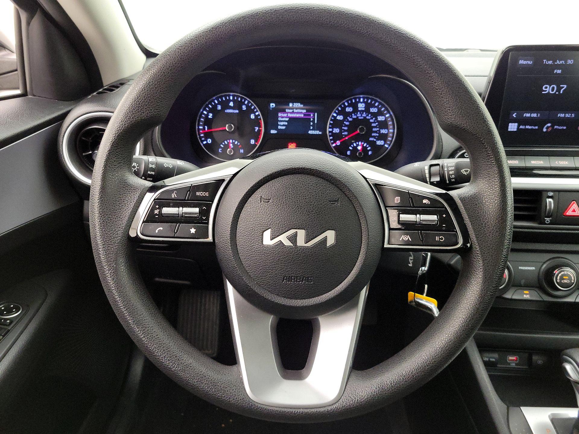 Thumbnail: 2024 Kia Forte - 10