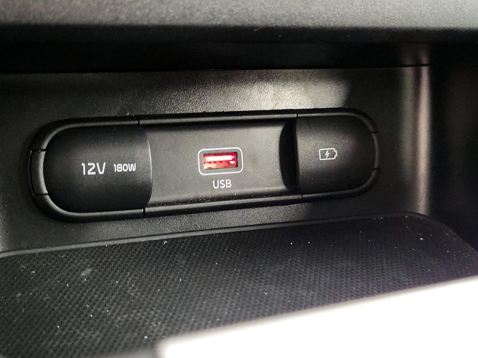 Thumbnail: 2024 Kia Forte - 18